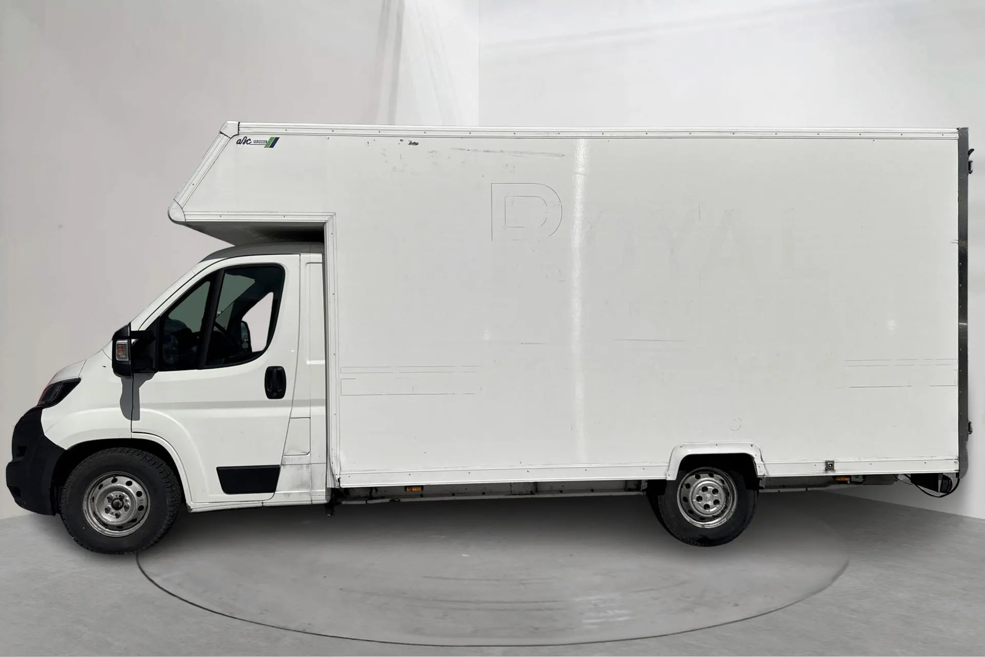Presentationsfoto 2 av 12: Peugeot Boxer 335 2.0 BlueHDI Volymskåp (163hk) - 13 519 mil - Manuell - vit - 2018