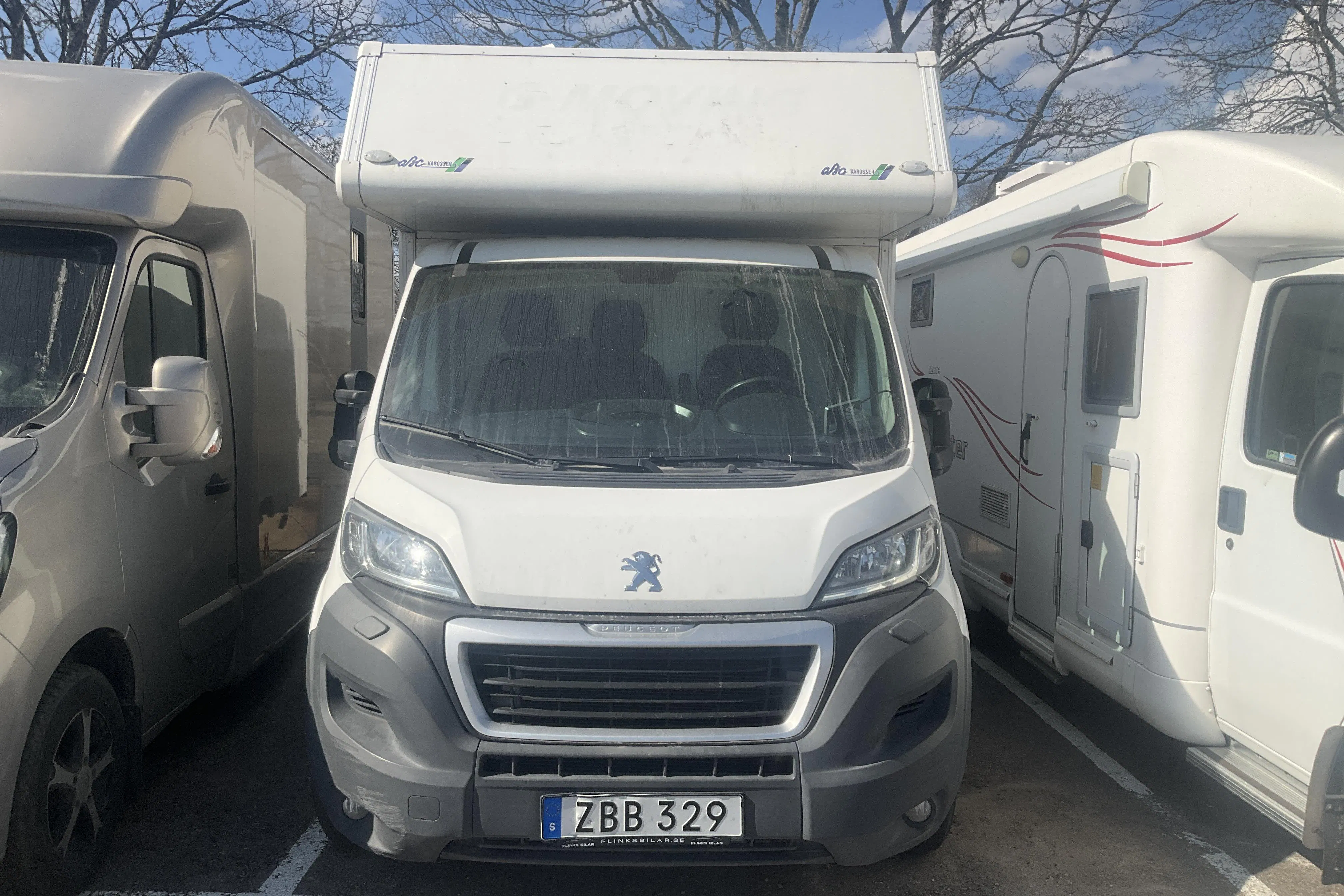 Presentation photo 2 of 9: Peugeot Boxer 335 2.0 BlueHDI Chassi (163hk) - 0 km - Manual - white - 2018