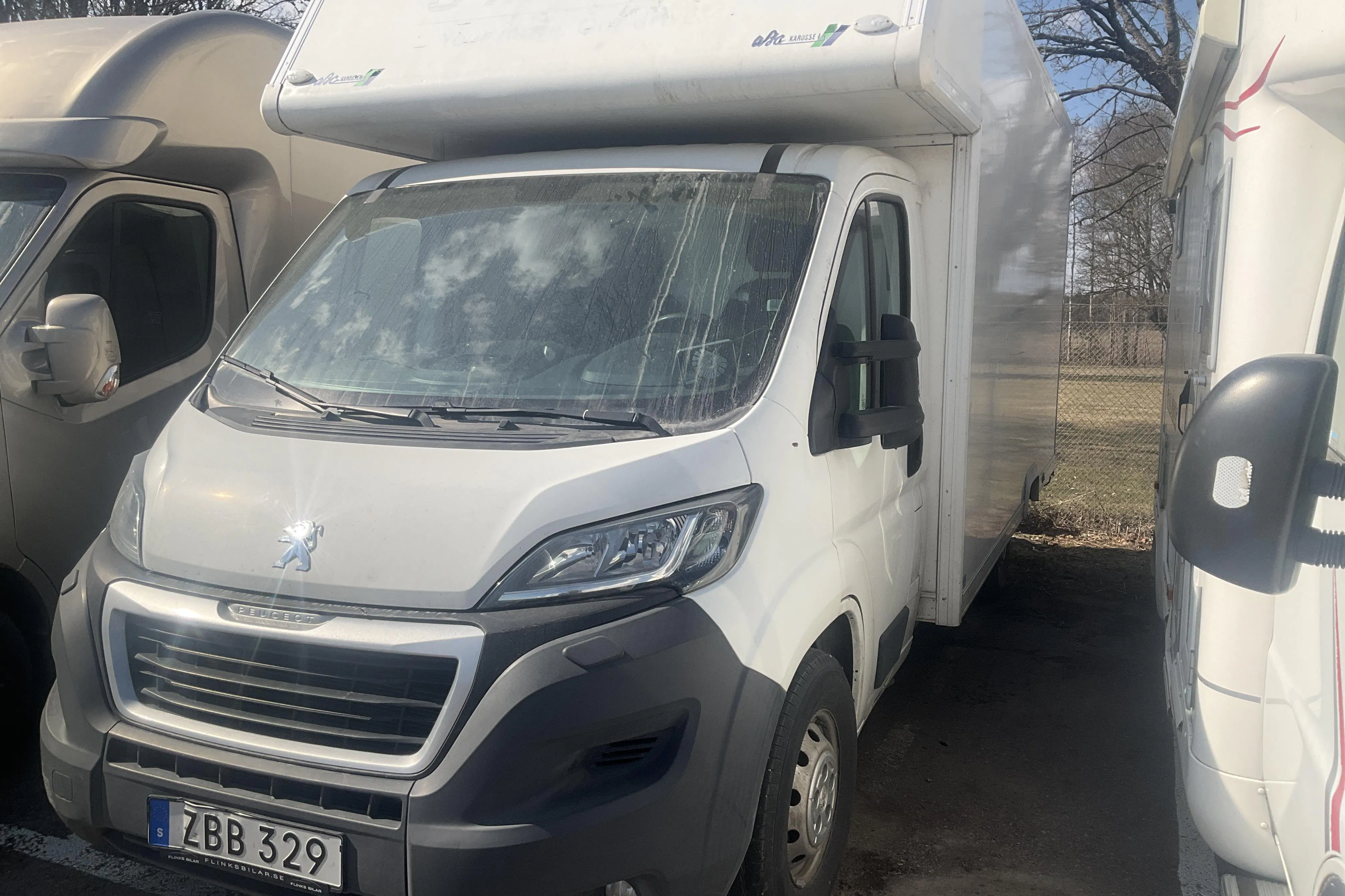 Presentation photo 1 of 9: Peugeot Boxer 335 2.0 BlueHDI Chassi (163hk) - 0 km - Manual - white - 2018