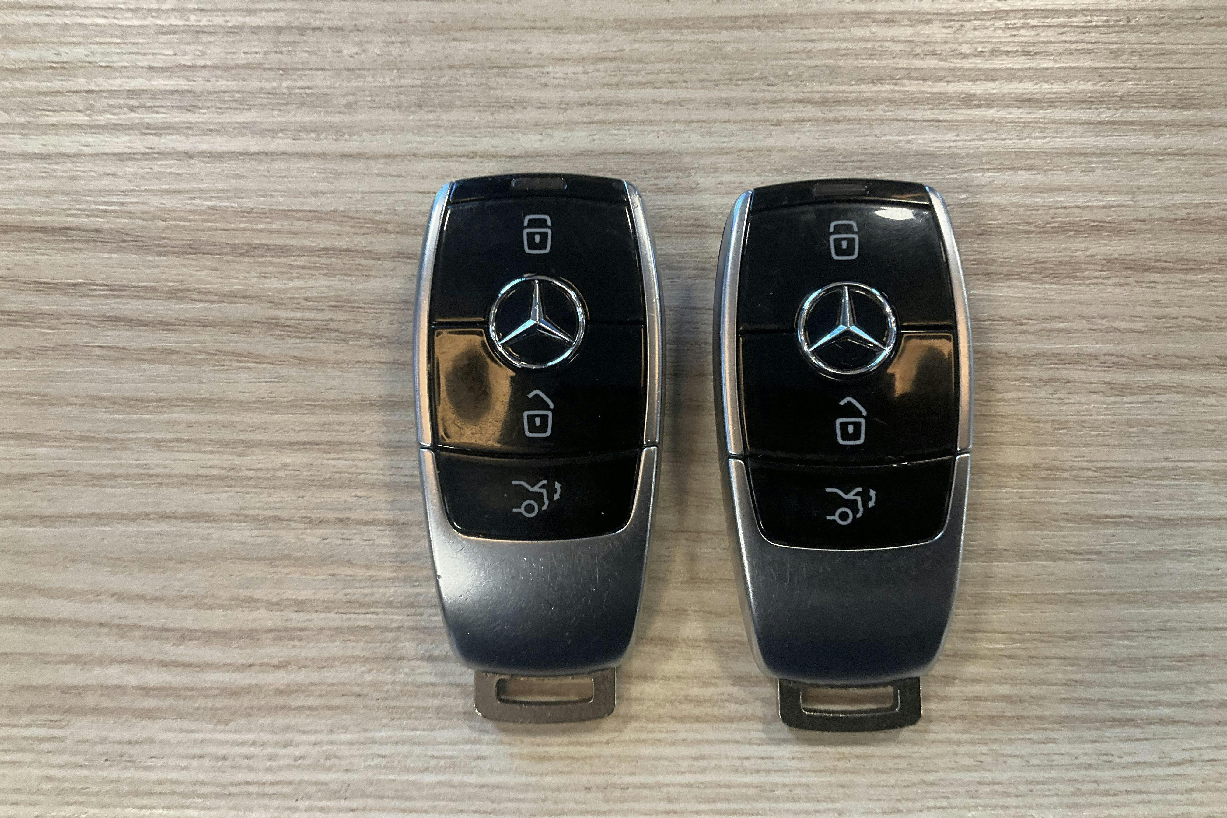 Esitlusfoto 14 aadressil 14: Mercedes E 220 d HVO Kombi S213 (163hk) - 265 140 km - Automaatne - must - 2020