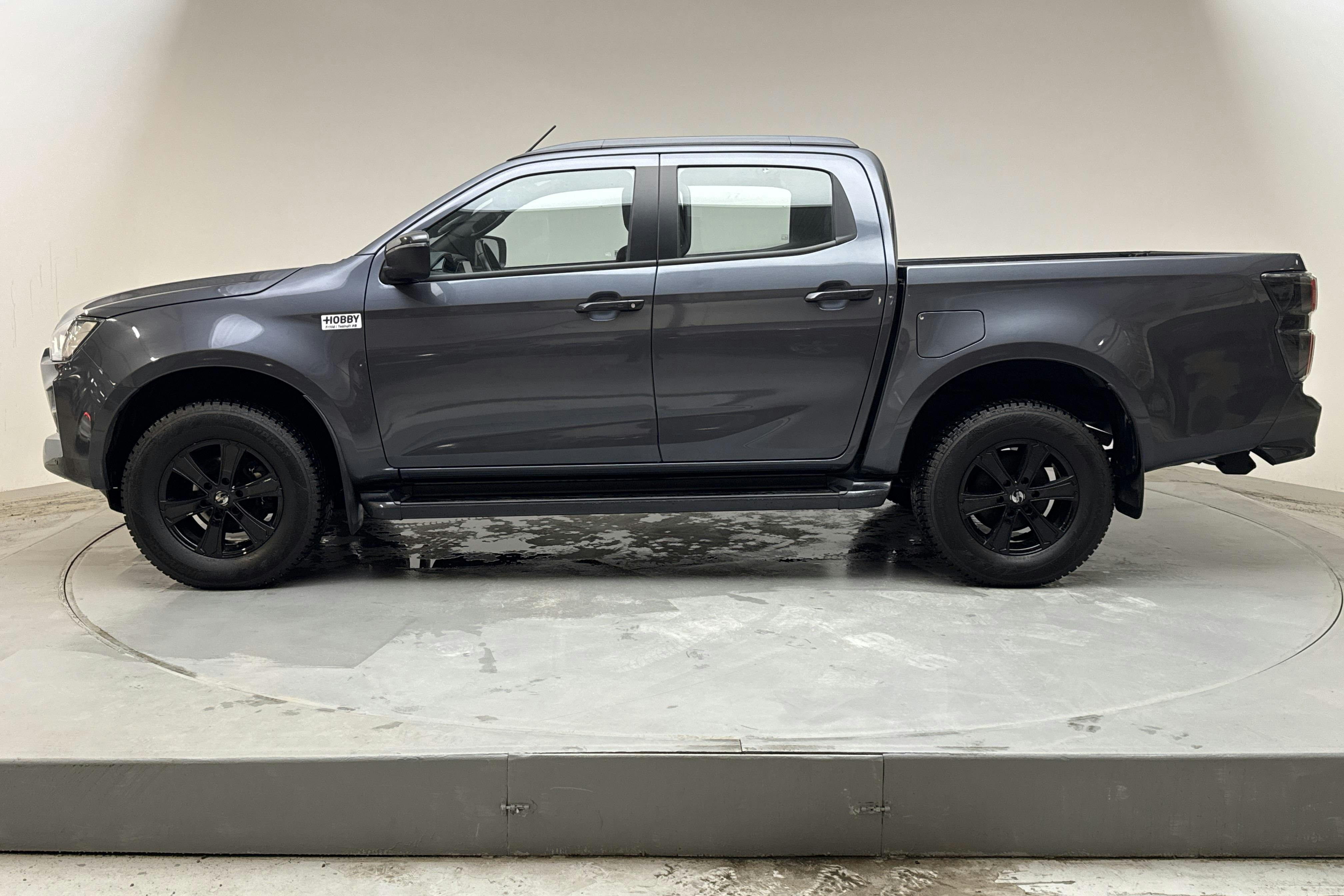 Presentation photo 2 of 14: Isuzu D-MAX 1.9 DDI 4WD (164hk) - 47 370 km - Automatic - gray - 2023