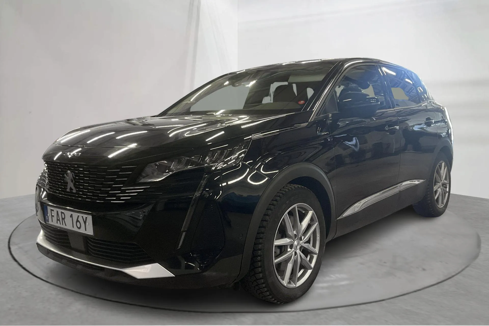 Presentation photo 1 of 19: Peugeot 3008 1.6 Plug-in Hybrid 4 (300hk) - 77 690 km - Automatic - black - 2022