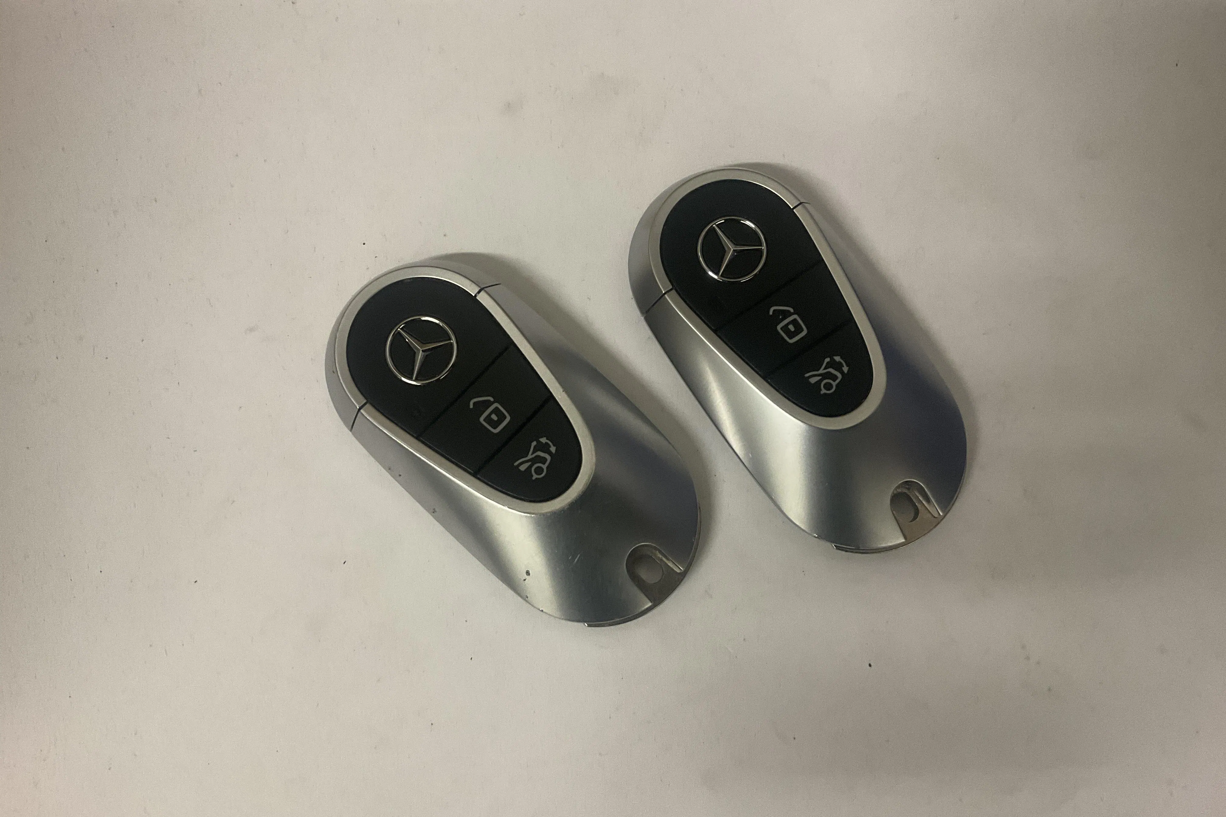 Presentationsfoto 23 av 23: Mercedes GLC 300 e 4MATIC X254 (313hk) - 13 953 mil - Automat - silver - 2023