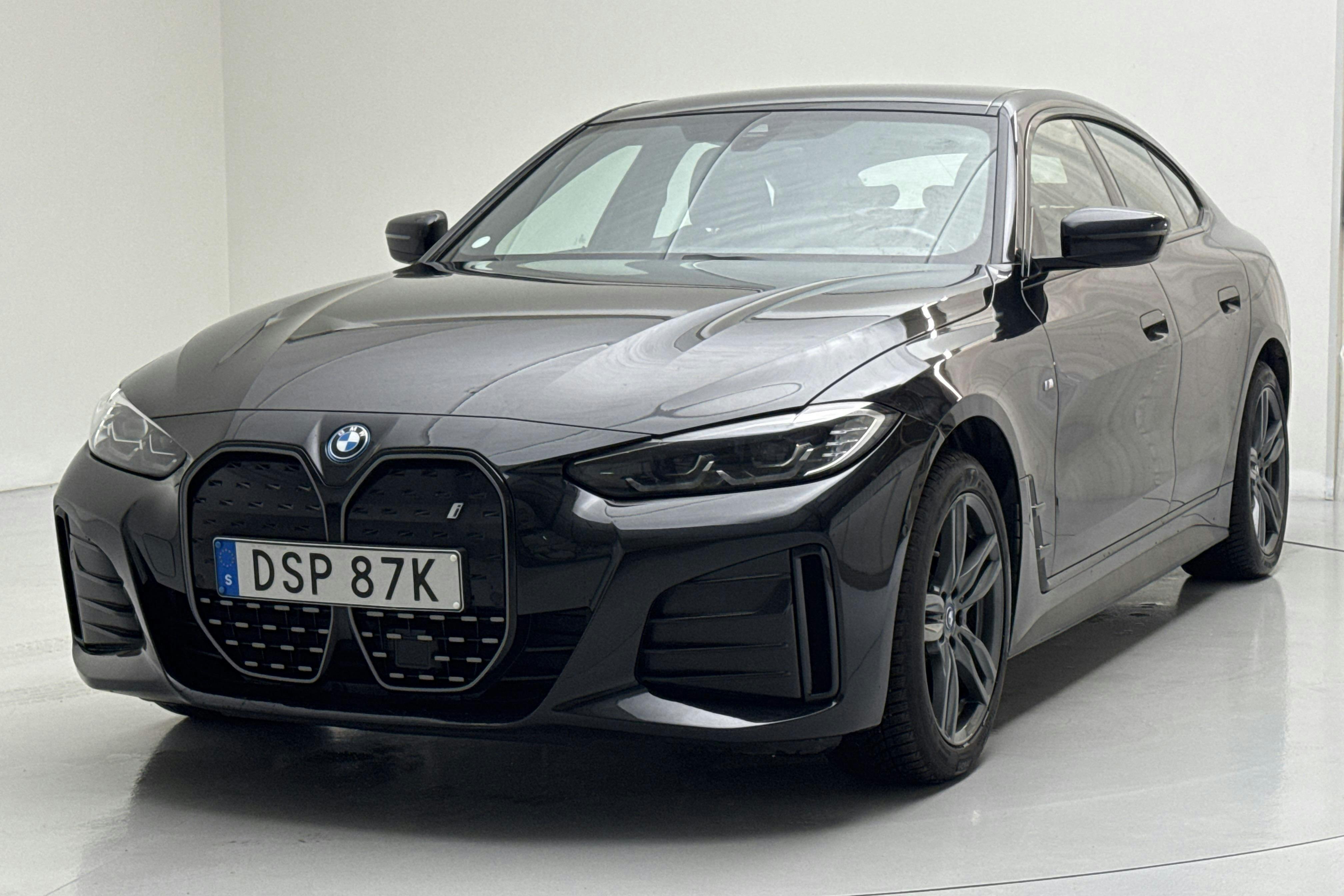 Presentation photo 1 of 18: BMW i4 eDrive40, G26 (340hk) - 136 340 km - Automatic - black - 2023