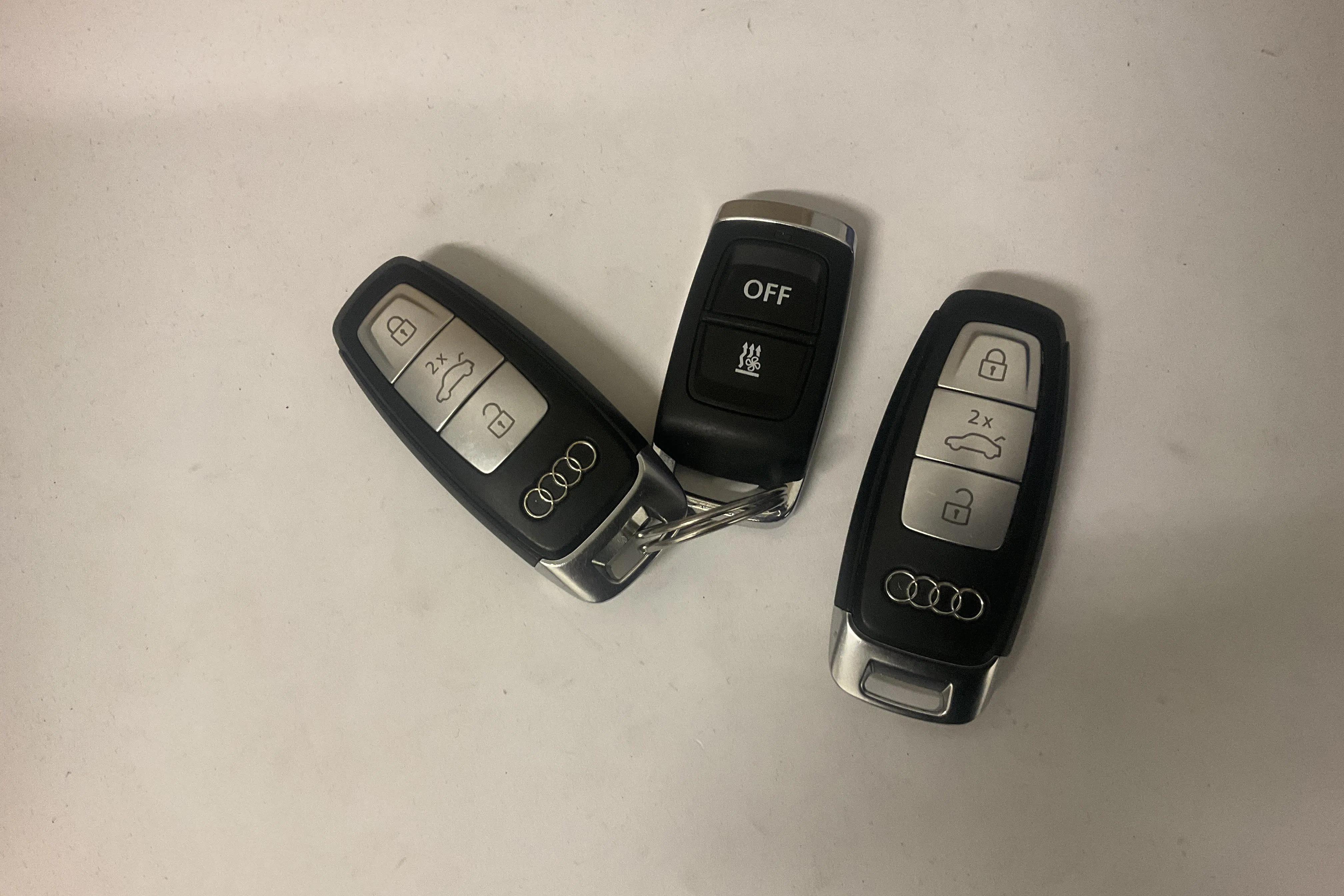 Presentation photo 16 of 16: Audi A6 Avant 40 TDI (204hk) - 174 070 km - Automatic - black - 2021