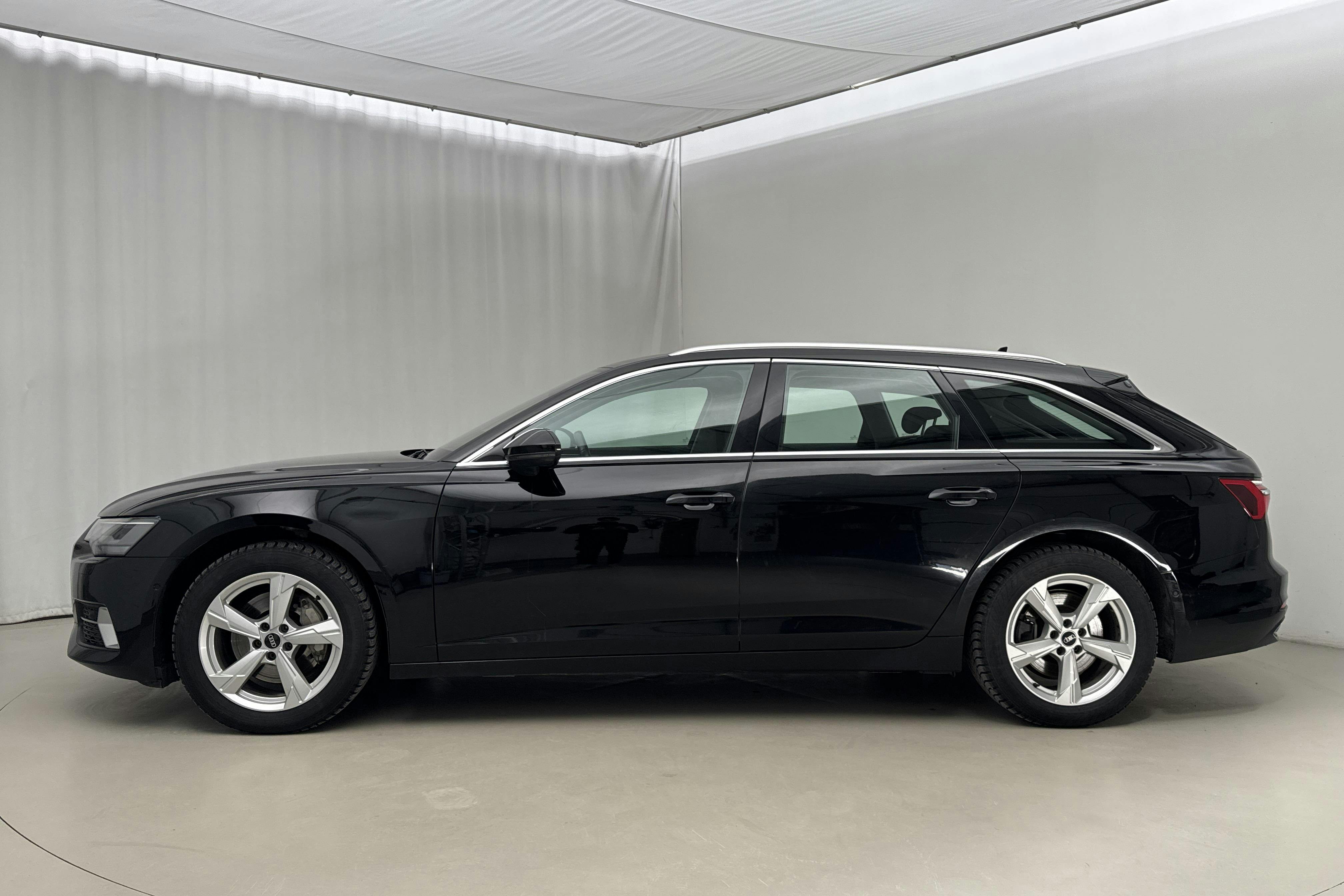 Presentation photo 2 of 14: Audi A6 Avant 45 TFSI quattro (265hk) - 191 830 km - Automatic - black - 2021