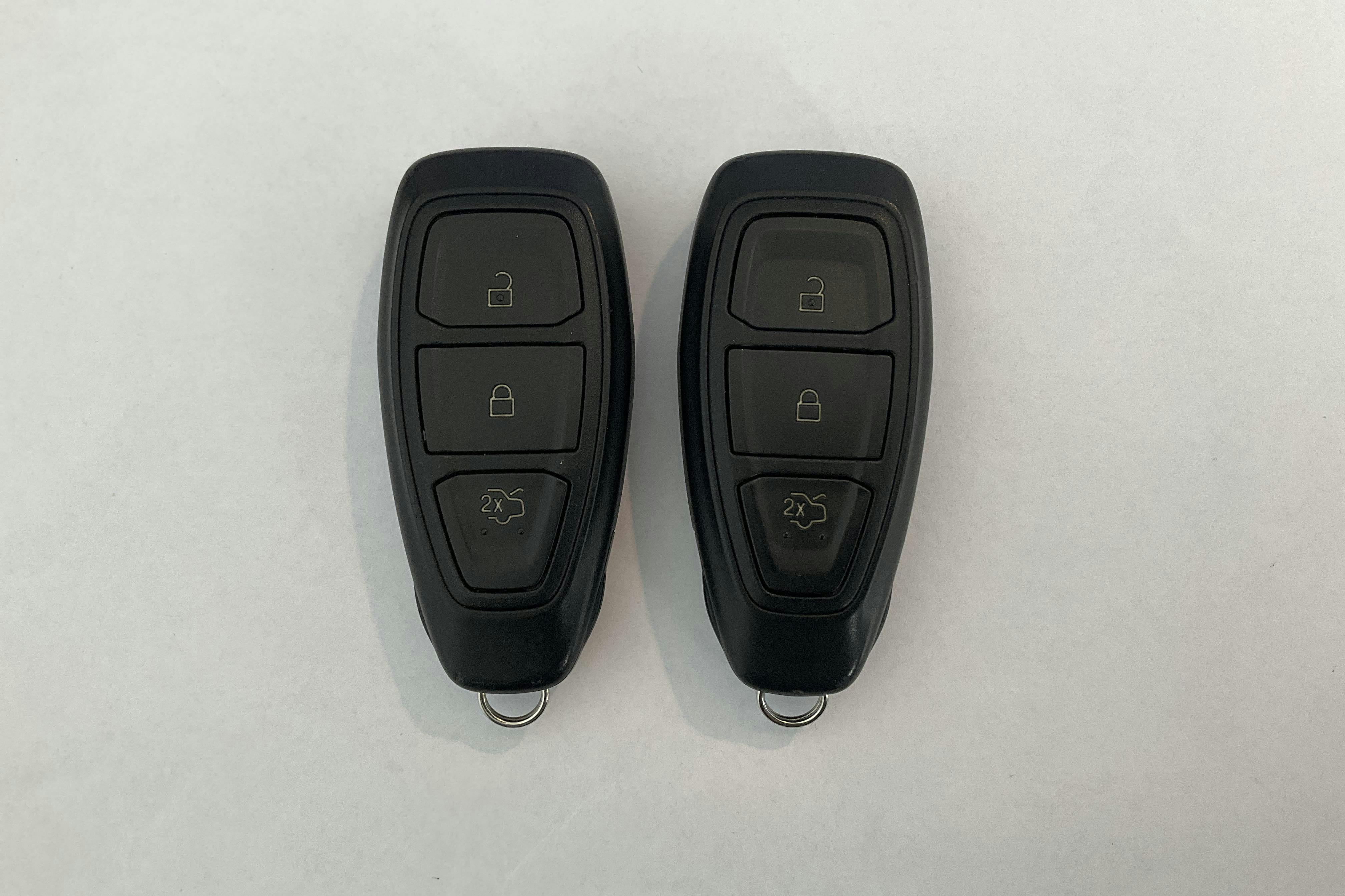 Presentationsfoto 14 av 14: Ford Focus 1.0T EcoBoost 5dr (125hk) - 12 304 mil - Automat - vit - 2020