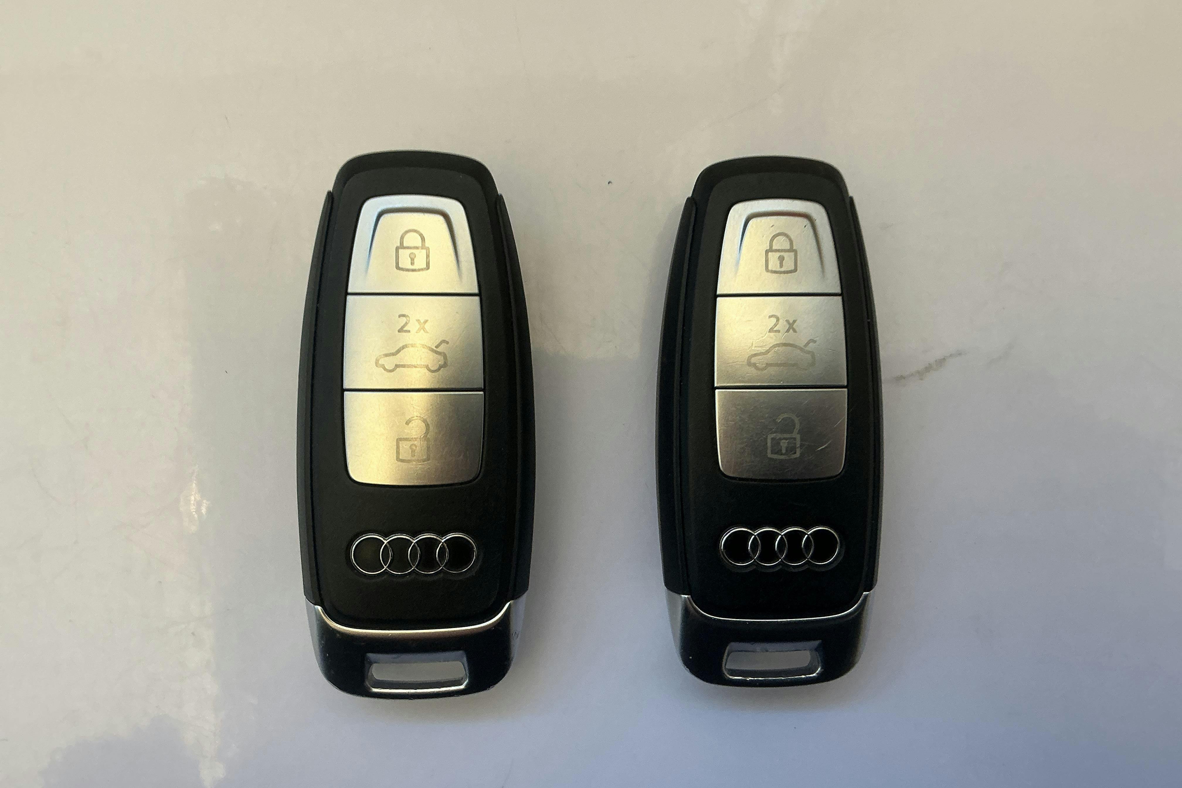 Presentation photo 15 of 15: Audi Q4 40 e-tron 77kWh (204hk) - 65 060 km - Automatic - white - 2023