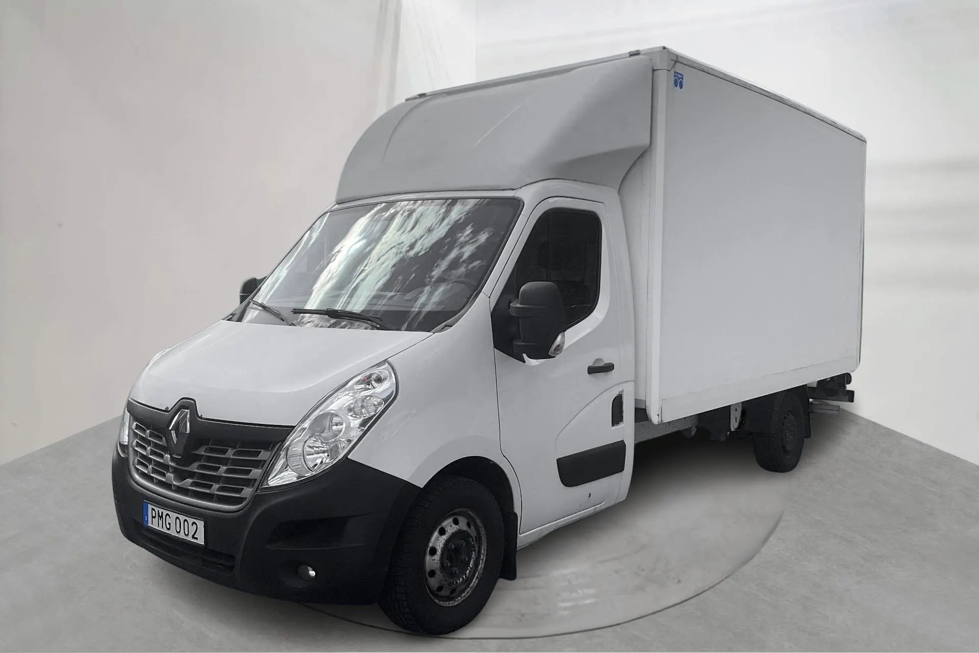 Presentation photo 1 of 12: Renault Master 2.3 dCi Volymskåp 2WD (145hk) - 215 250 km - Manual - white - 2016
