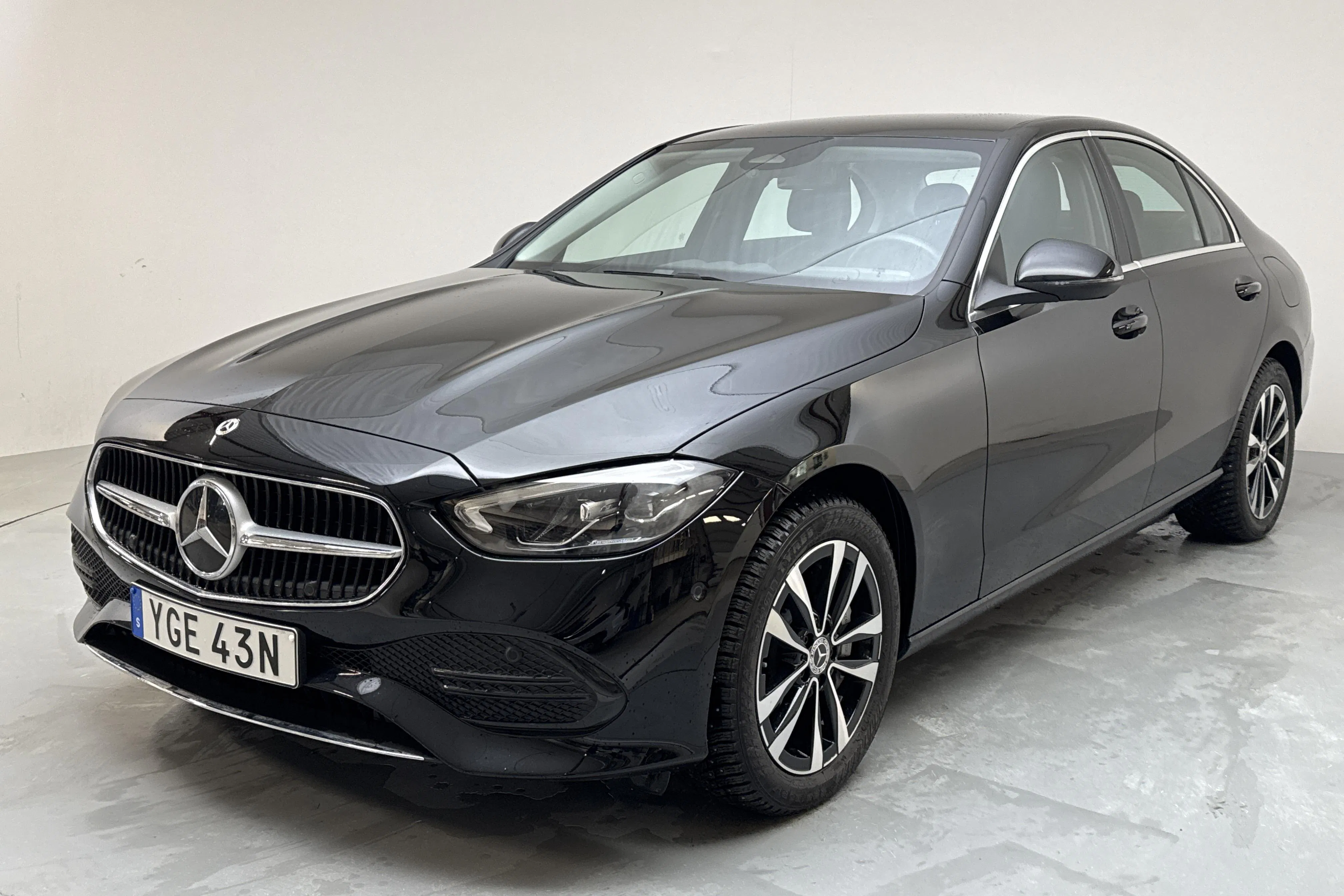 Presentation photo 1 of 18: Mercedes C 300 de Sedan W206 (319hk) - 17 270 km - Automatic - black - 2024