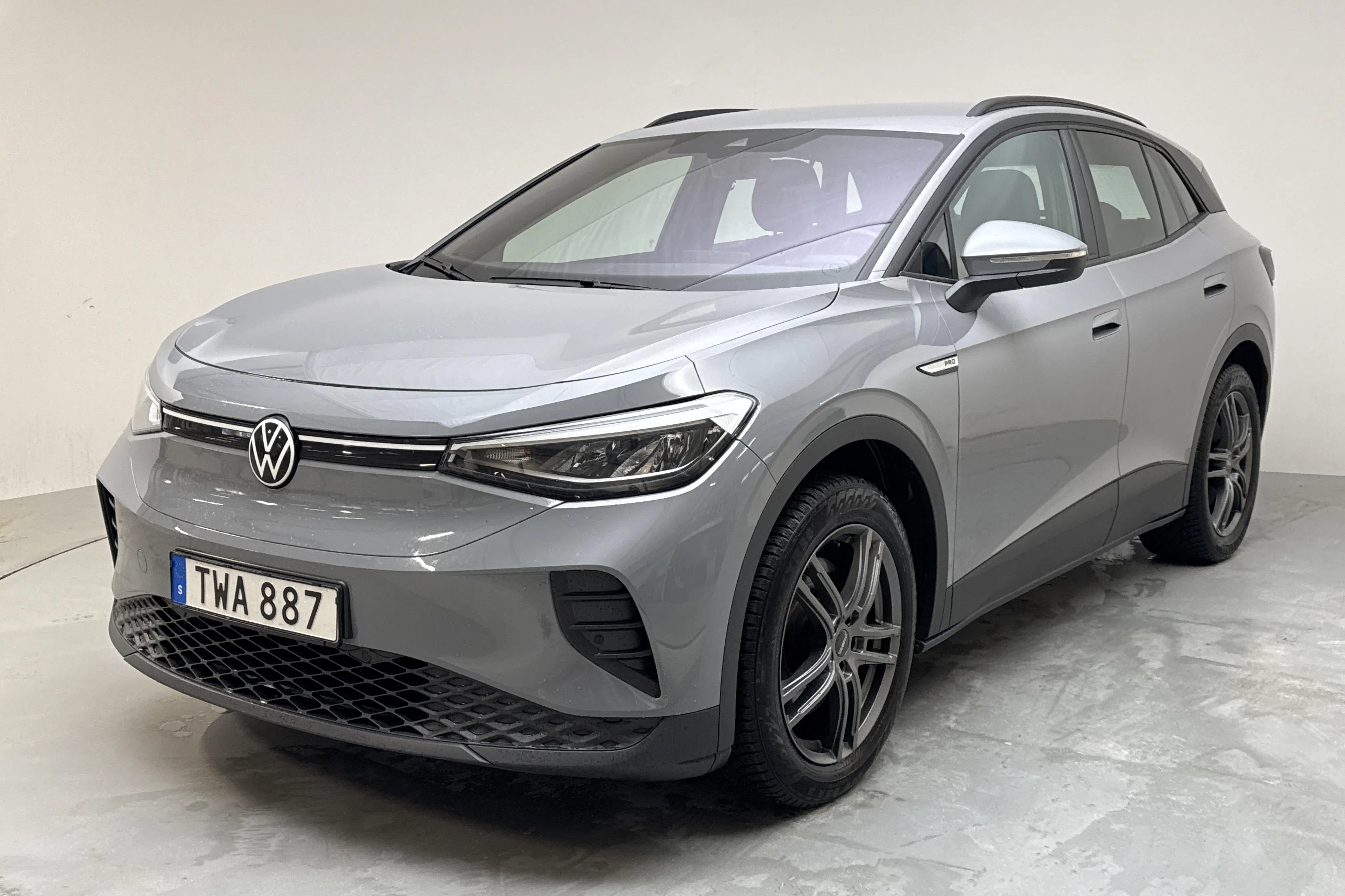 Presentationsfoto 1 av 16: VW ID.4 77kWh (204hk) - 11 153 mil - Automat - grå - 2023