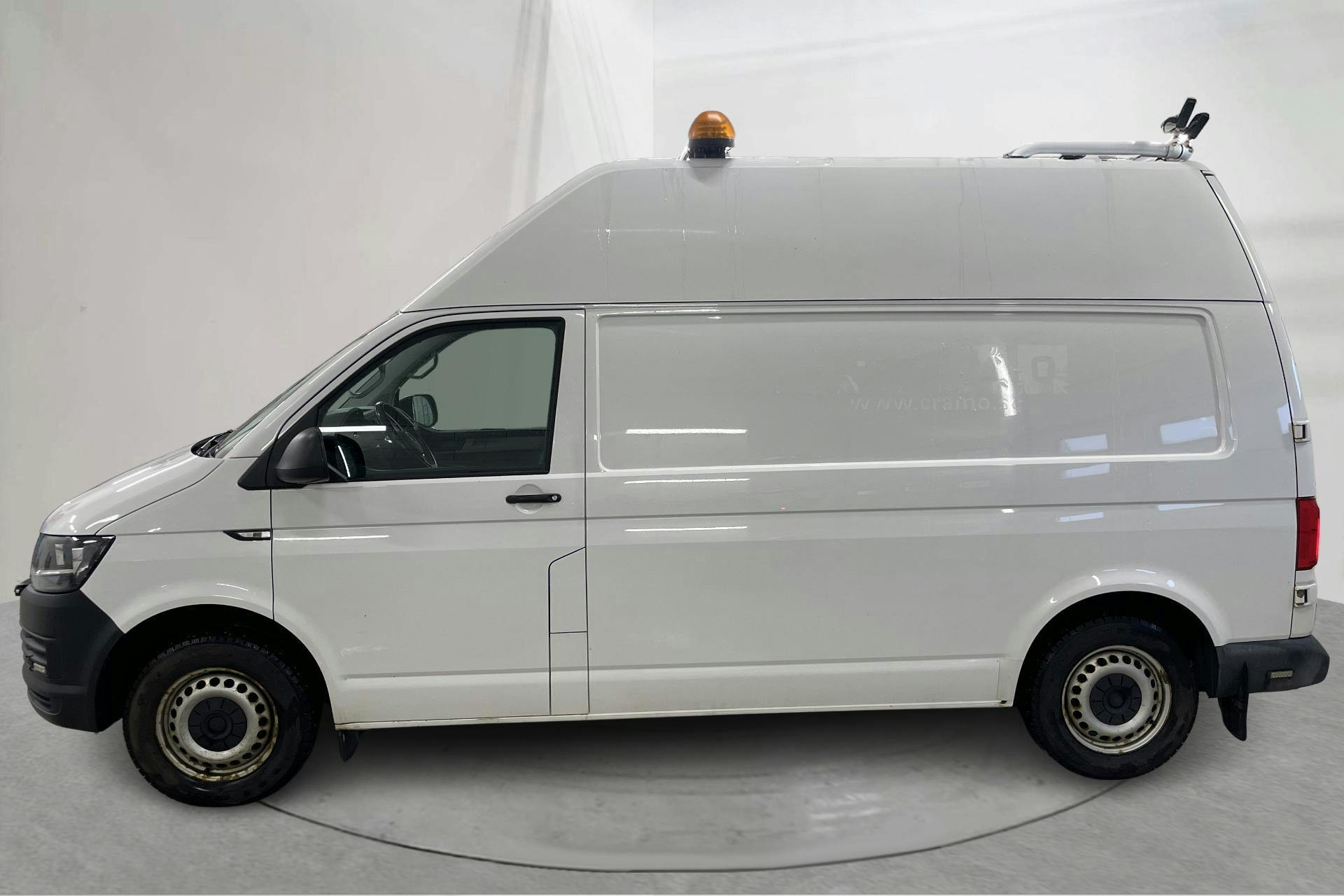 Presentation photo 2 of 17: VW Transporter T6 2.0 TDI BMT Skåp 4MOTION (150hk) - 80 050 km - Manual - white - 2018