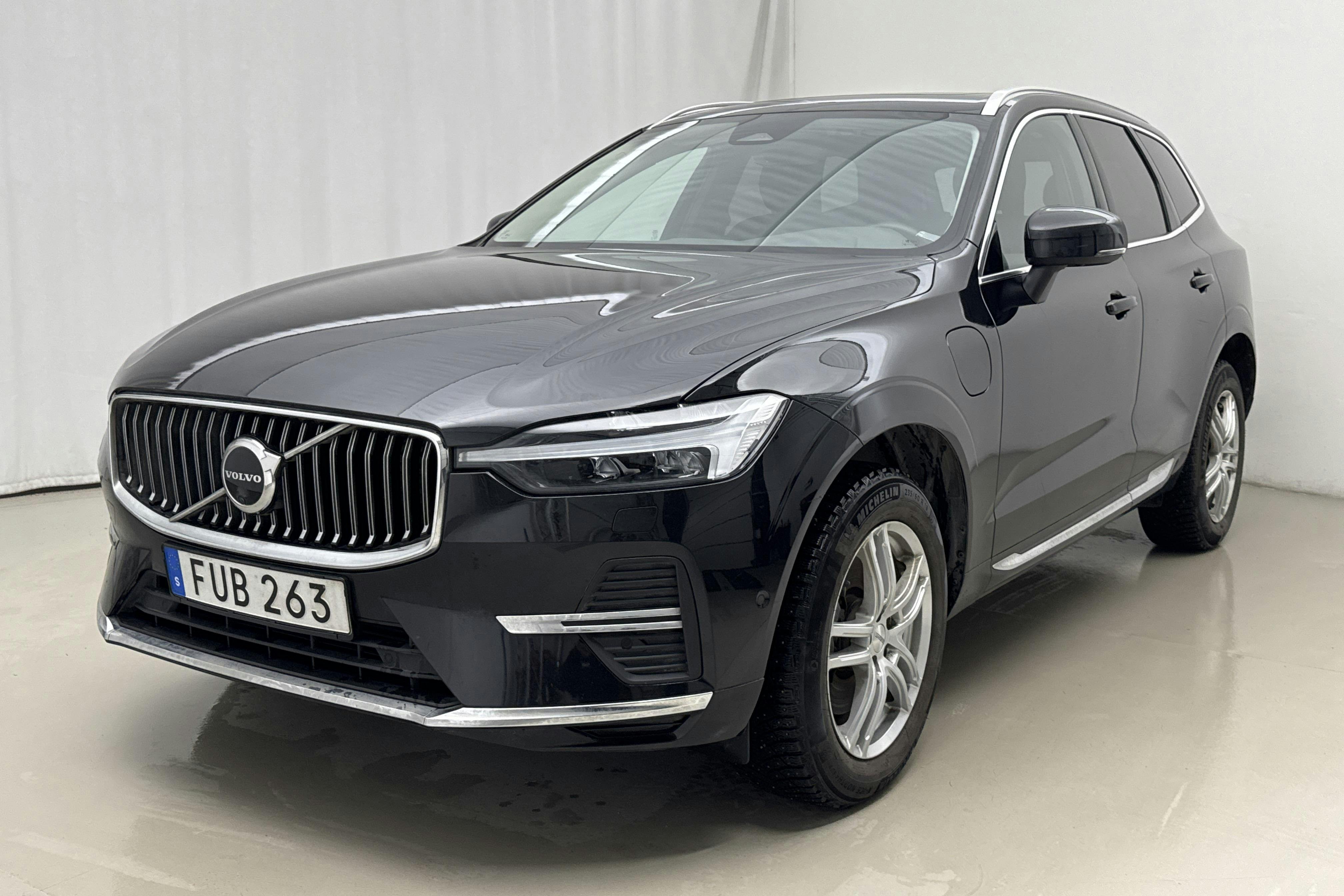 Presentation photo 1 of 23: Volvo XC60 T6 AWD Recharge (350hk) - 77 150 km - Automatic - black - 2023