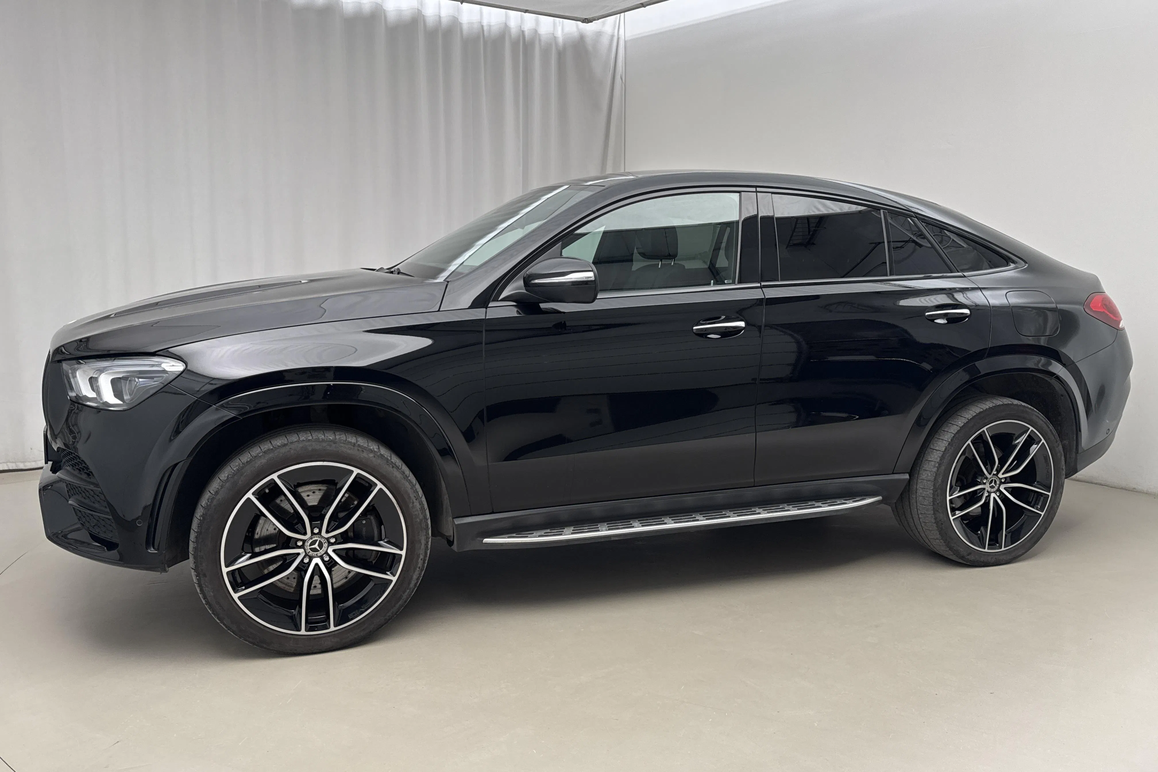 Presentation photo 2 of 26: Mercedes GLE 350 de 4MATIC Coupé C167 (333hk) - 61 280 km - Automatic - black - 2022