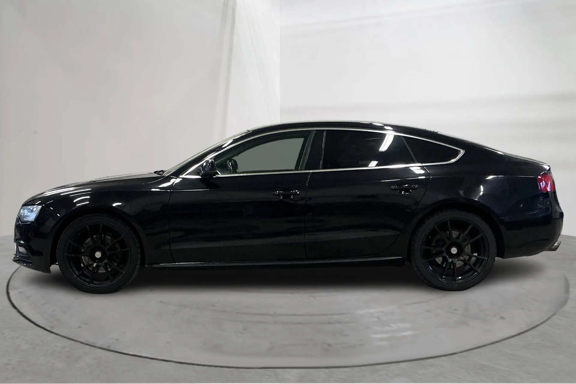 Presentation photo 2 of 14: Audi A5 1.8 TFSI Sportback (170hk) - 191 190 km - Manual - black - 2013