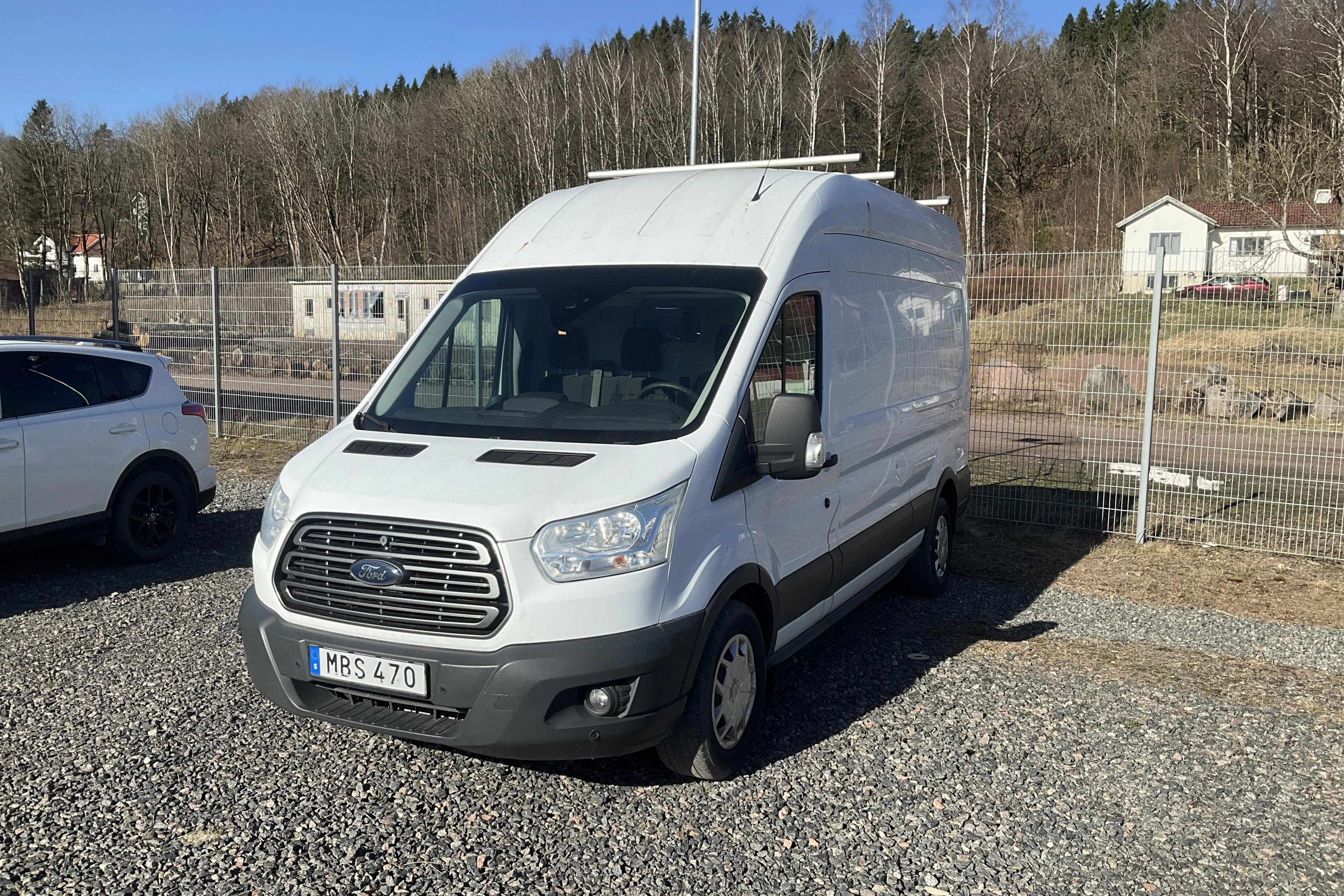 Presentation photo 1 of 9: Ford Transit 350 2.2 TDCi Skåp 2WD (125hk) - 147 000 km - Manual - white - 2016