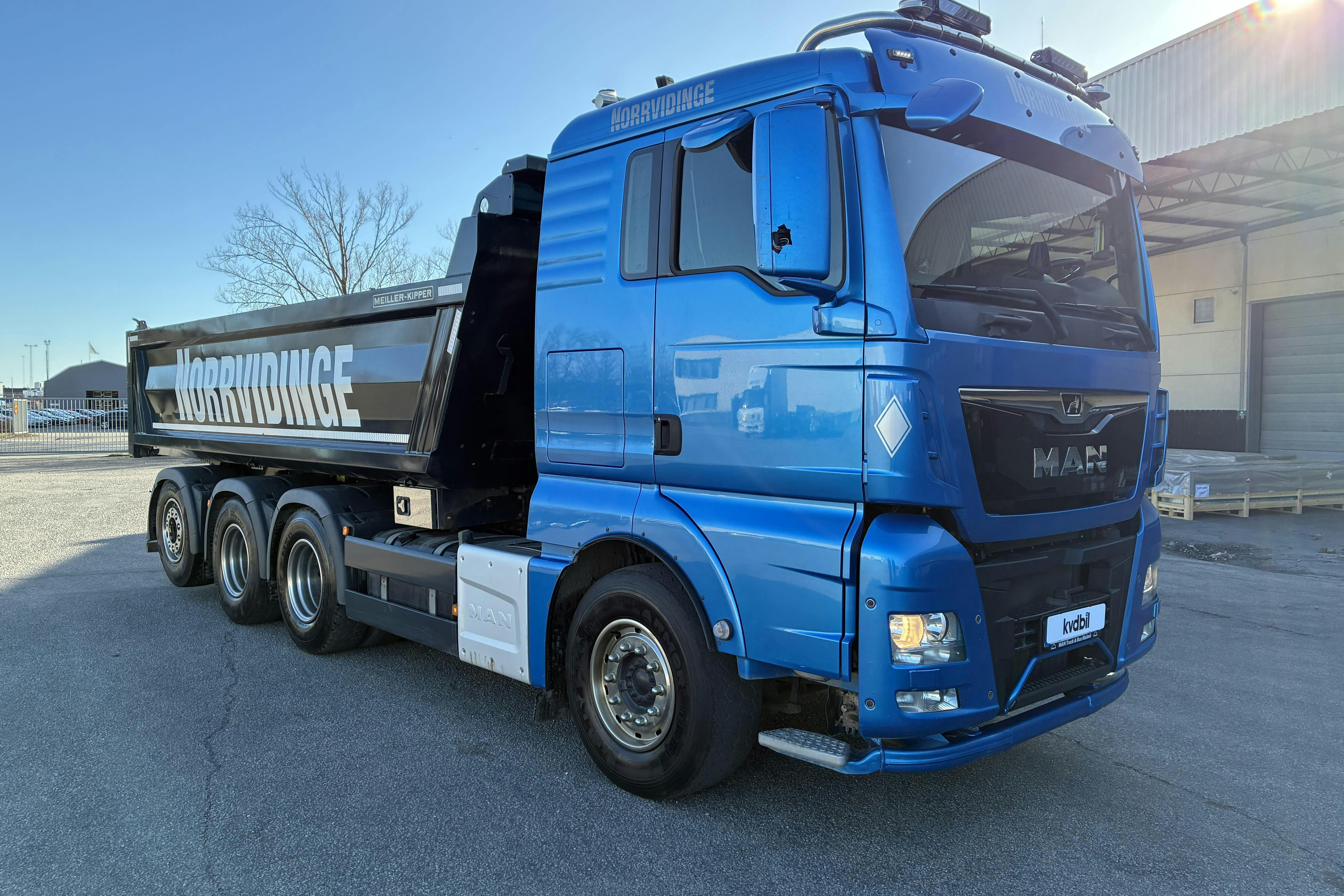 Präsentationsfoto 2 von 67: M.A.N TGX 35.500 8X4-4L - 273 771 Kilometer - Verkaufsautomat - 2018