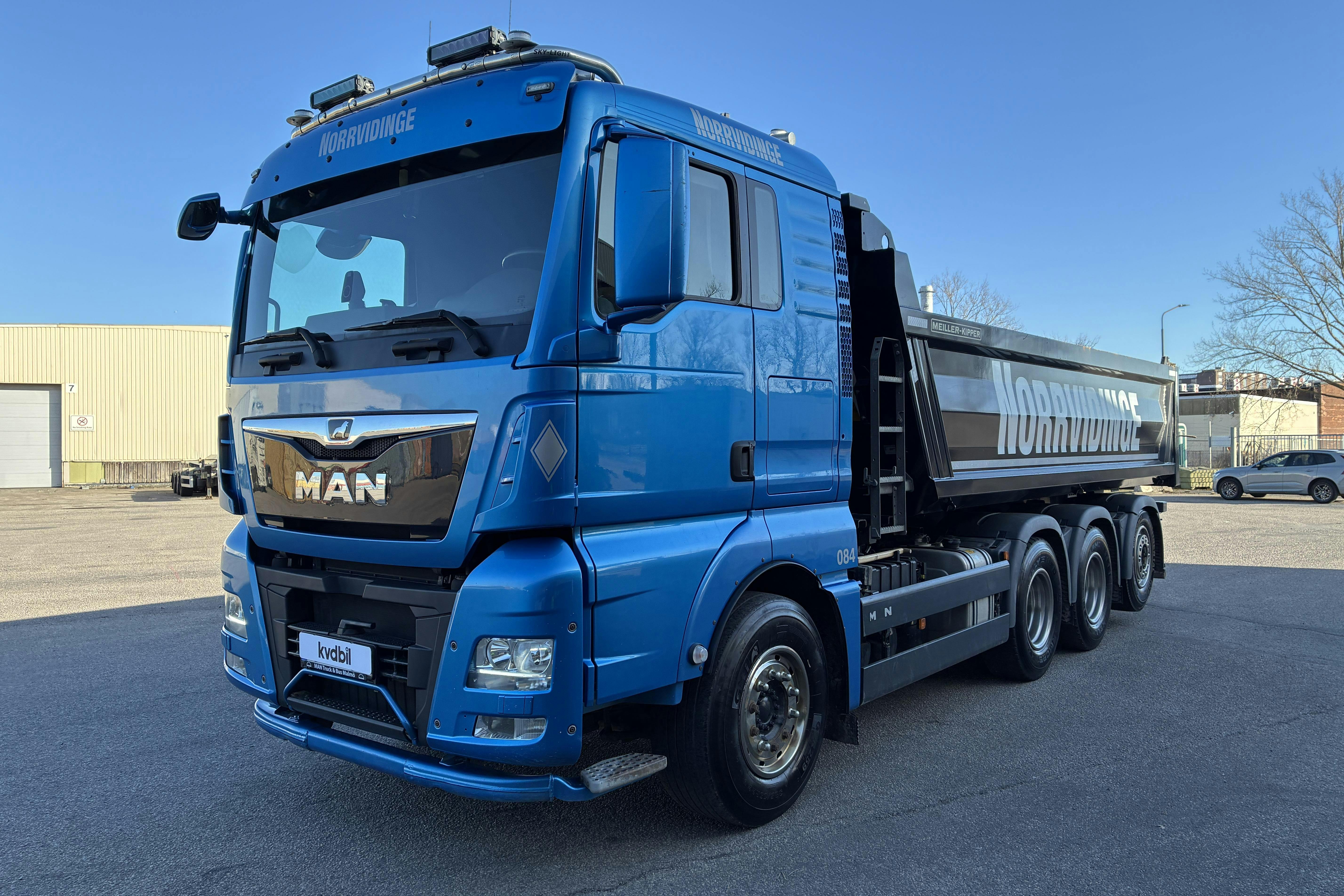 Präsentationsfoto 1 von 67: M.A.N TGX 35.500 8X4-4L - 273 771 Kilometer - Verkaufsautomat - 2018