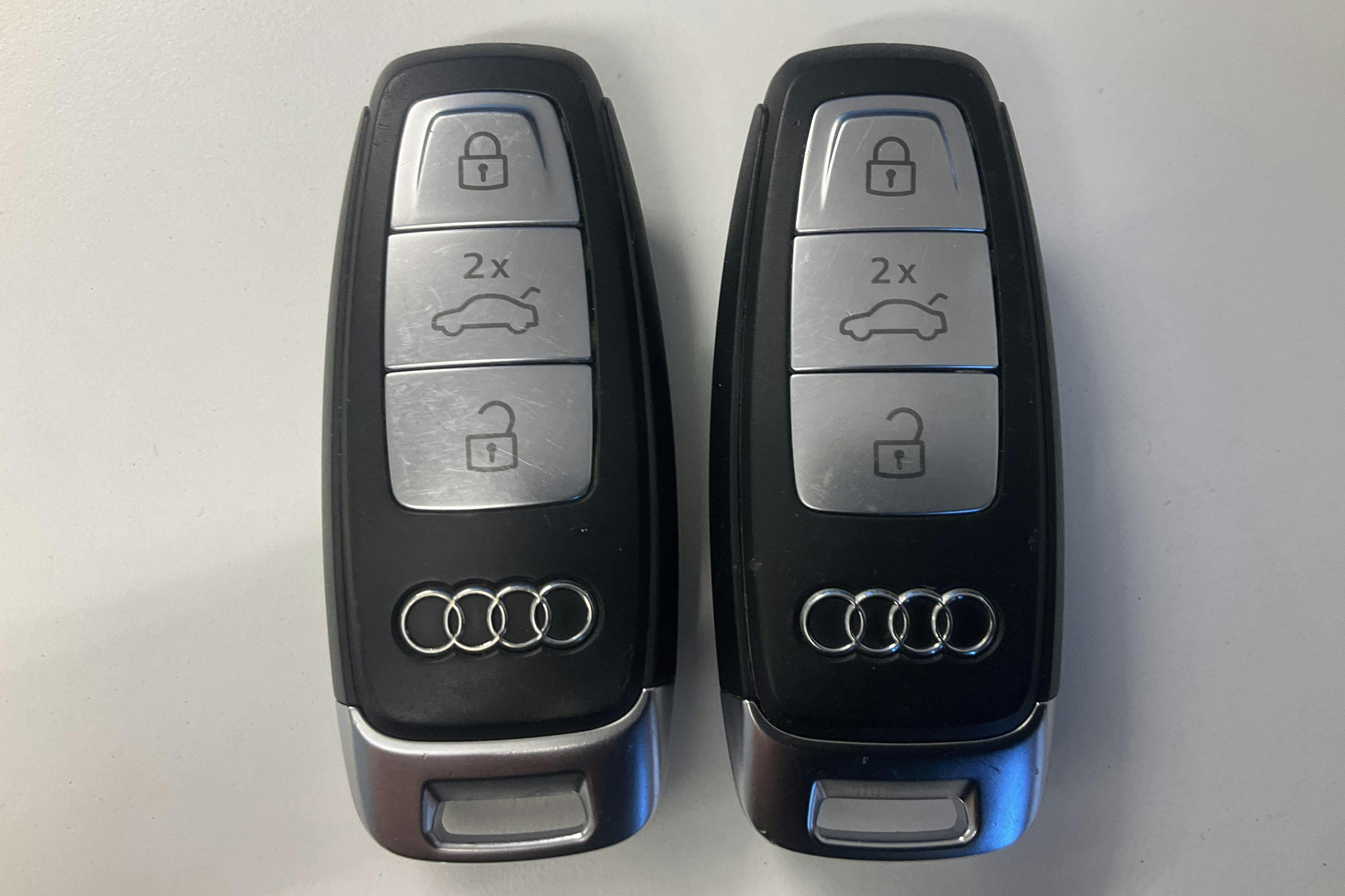 Presentation photo 19 of 19: Audi e-tron 55 quattro 95kWh (360hk) - 67 150 km - Automatic - black - 2022