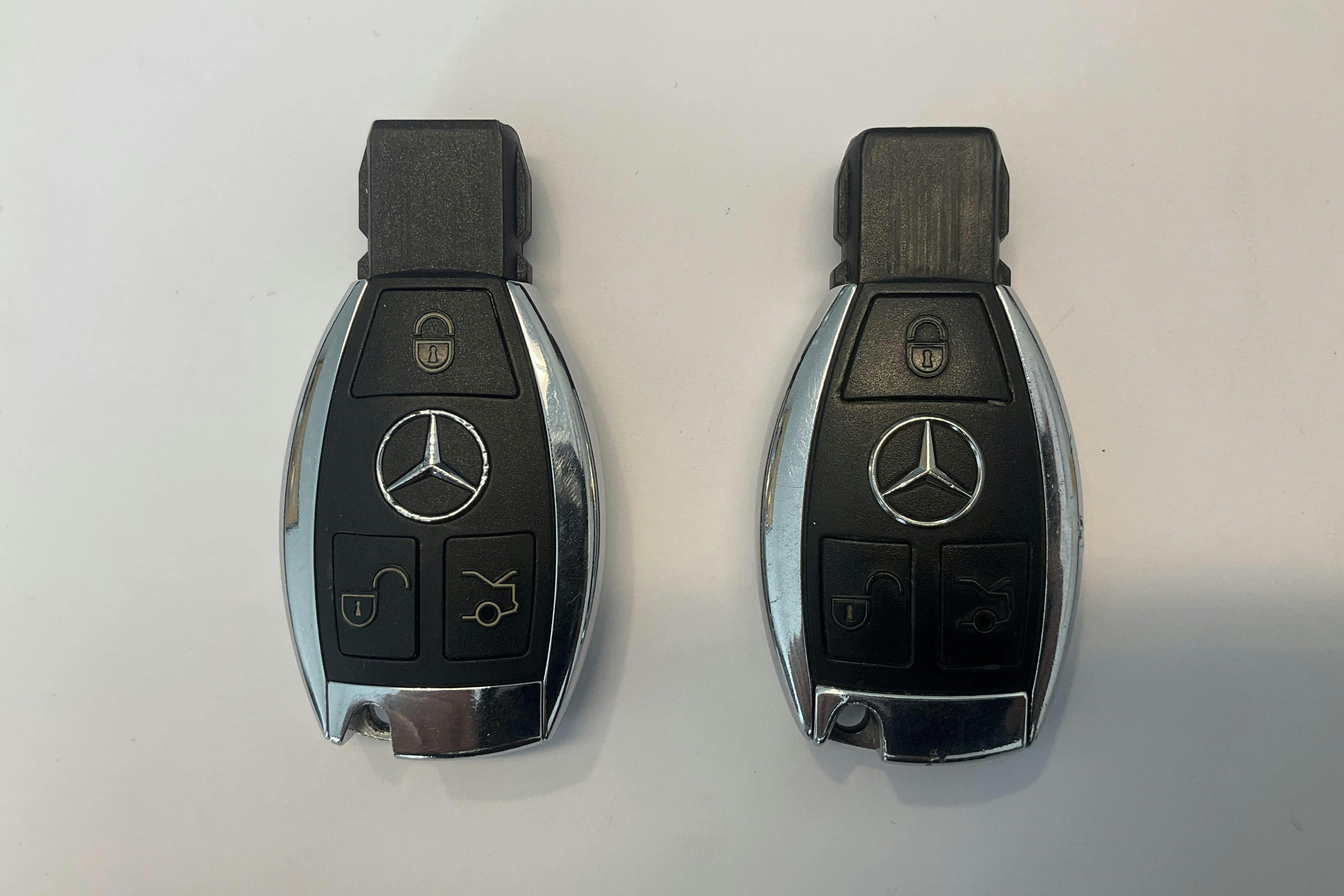 Presentation photo 13 of 13: Mercedes E 350 CDI W212 (265hk) - 295 160 km - Automatic - black - 2011