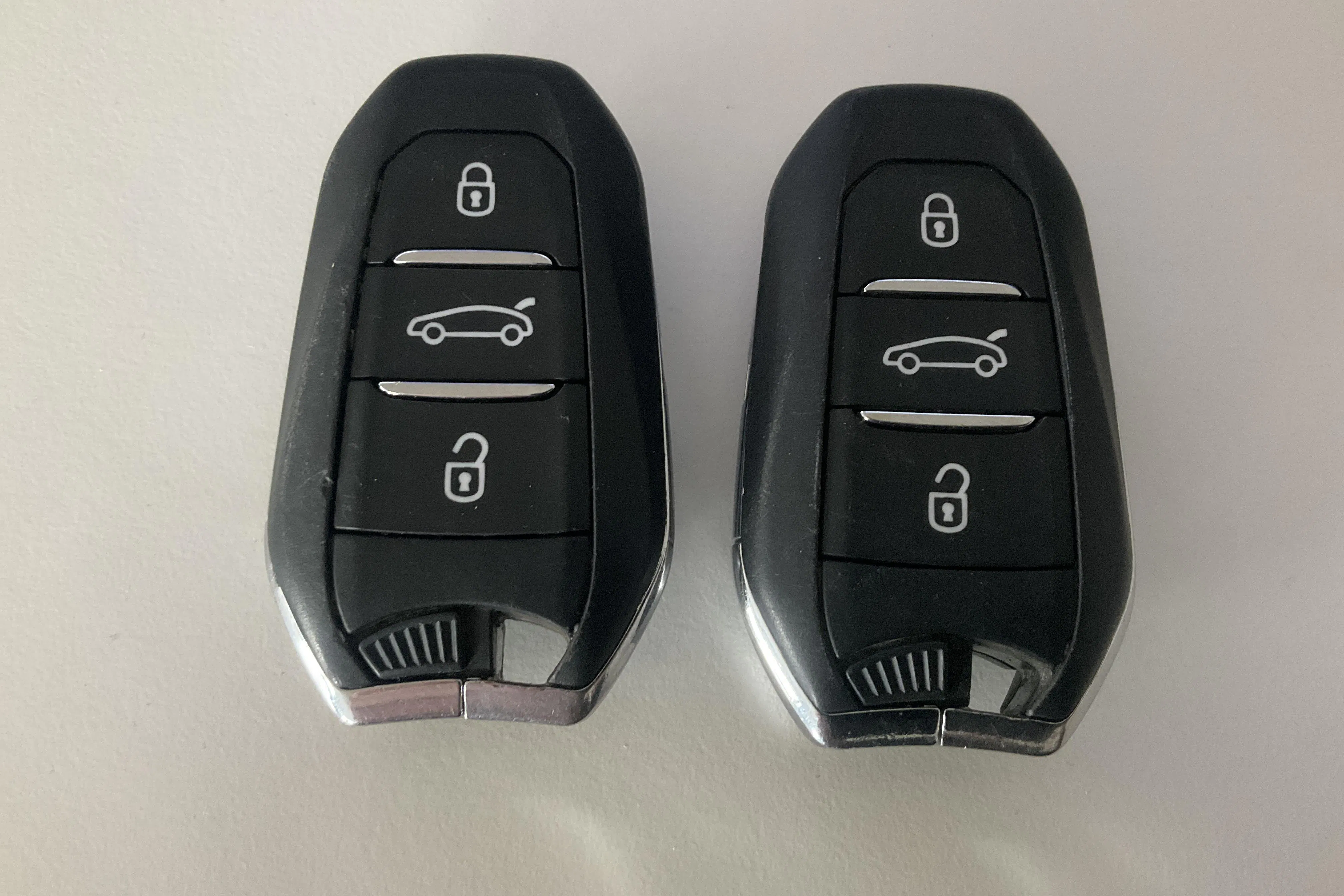 Presentation photo 16 of 16: Citroën C5 Aircross PureTech (130hk) - 56 890 km - Automatic - white - 2023