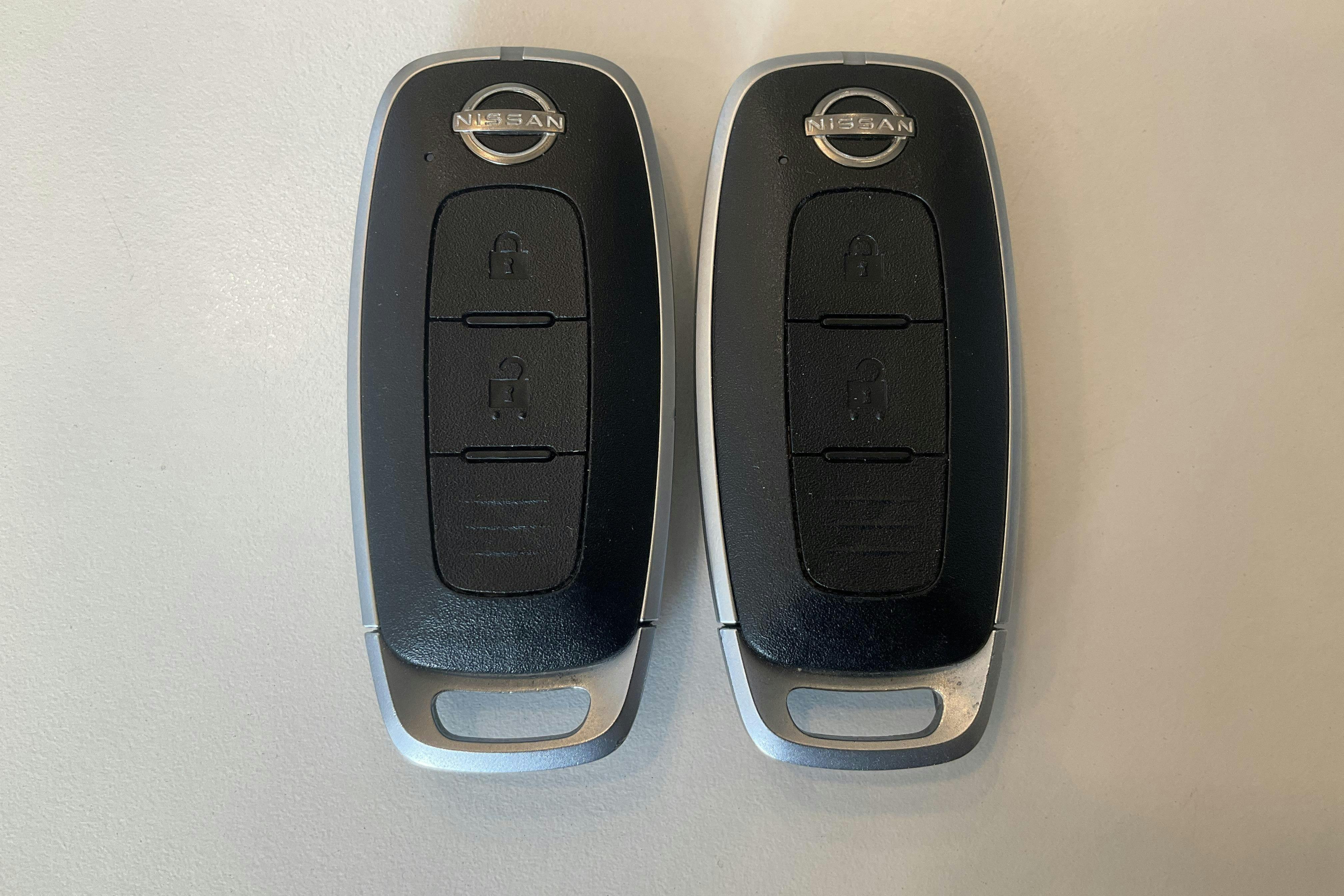 Presentation photo 19 of 19: Nissan Qashqai 1.3 MHEV (158hk) - 43 950 km - Automatic - Light Grey - 2023