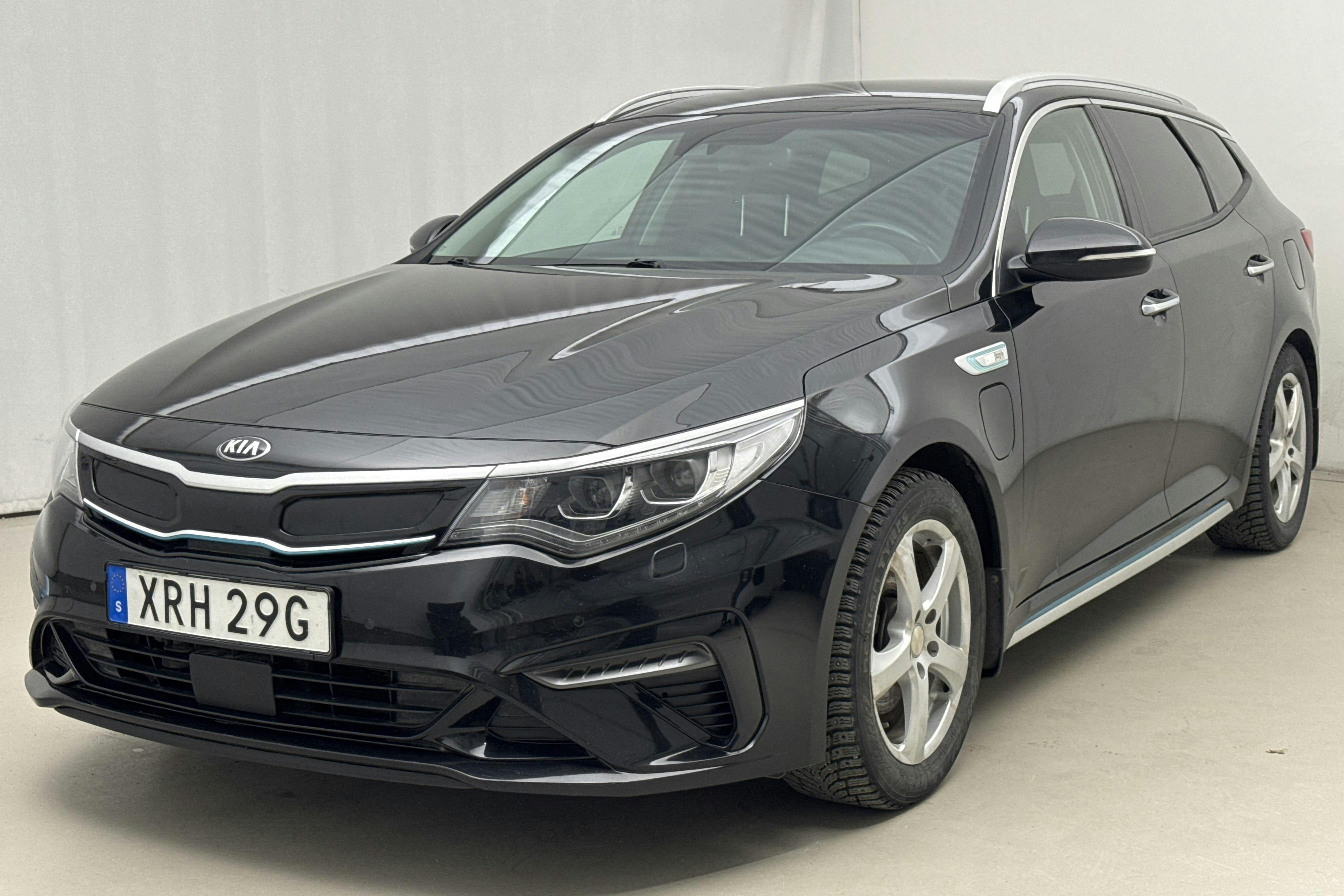 Presentation photo 1 of 23: KIA Optima 2.0 GDi Plug-in Hybrid SW (205hk) - 78 660 km - Automatic - black - 2019