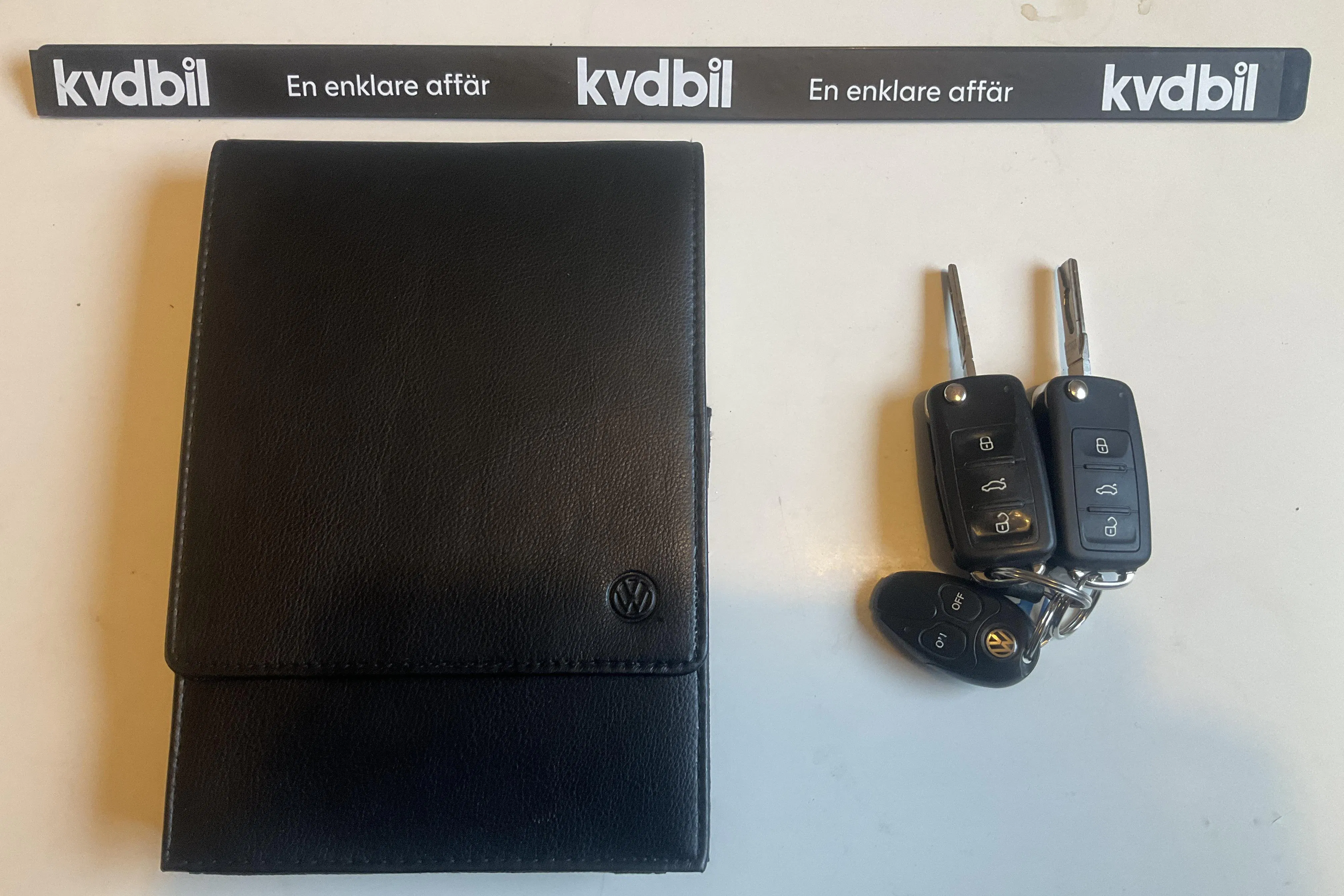 Presentationsfoto 16 av 16: VW Caddy 1.6 TDI Maxi Skåp (102hk) - 16 953 mil - Manuell - silver - 2016