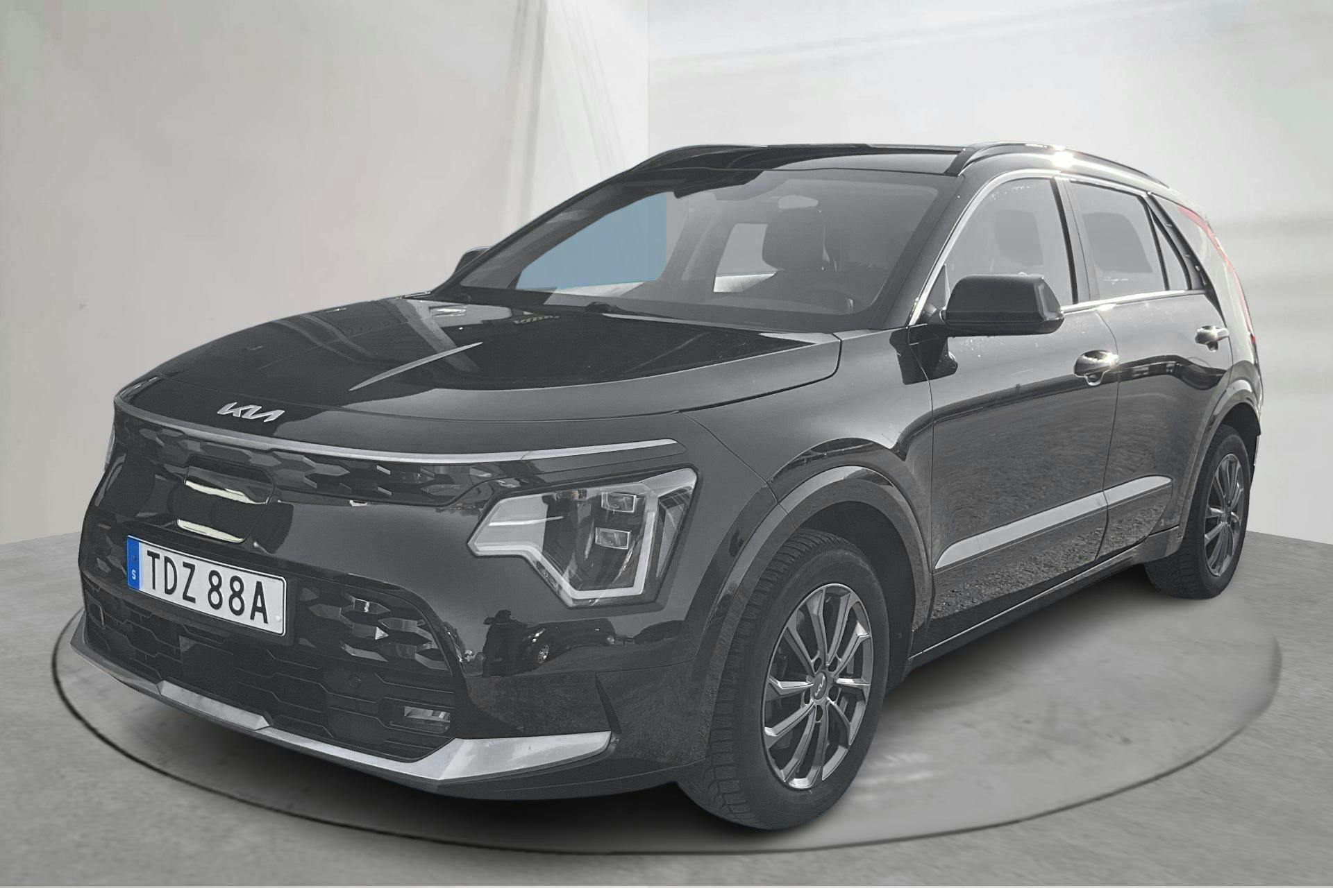 Presentationsfoto 1 av 18: KIA Niro EV 65kWh (204hk) - 5 194 mil - Automat - svart - 2023