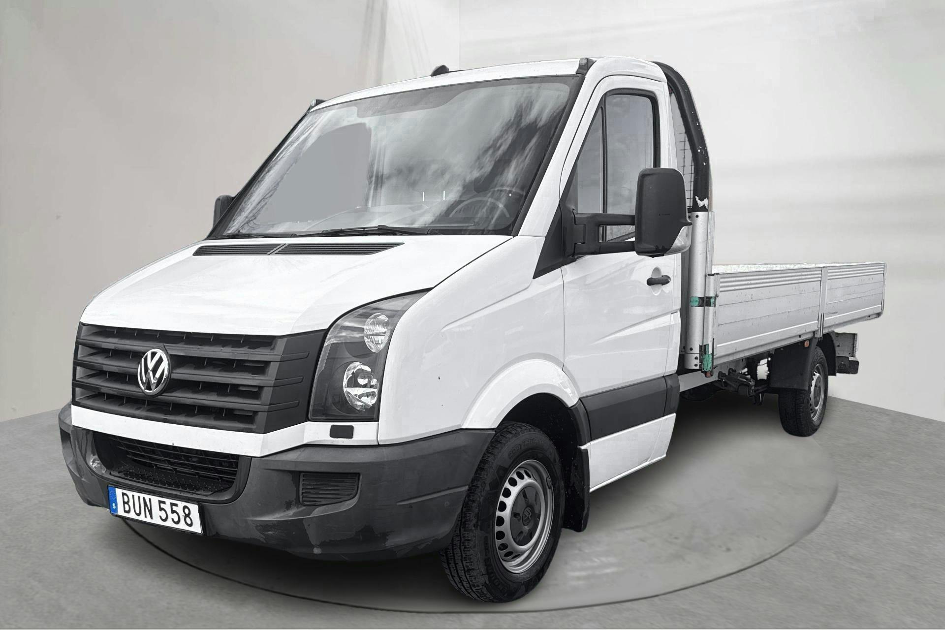 Presentation photo 1 of 13: VW Crafter 35 2.0 TDI (163hk) - 161 610 km - Manual - white - 2016