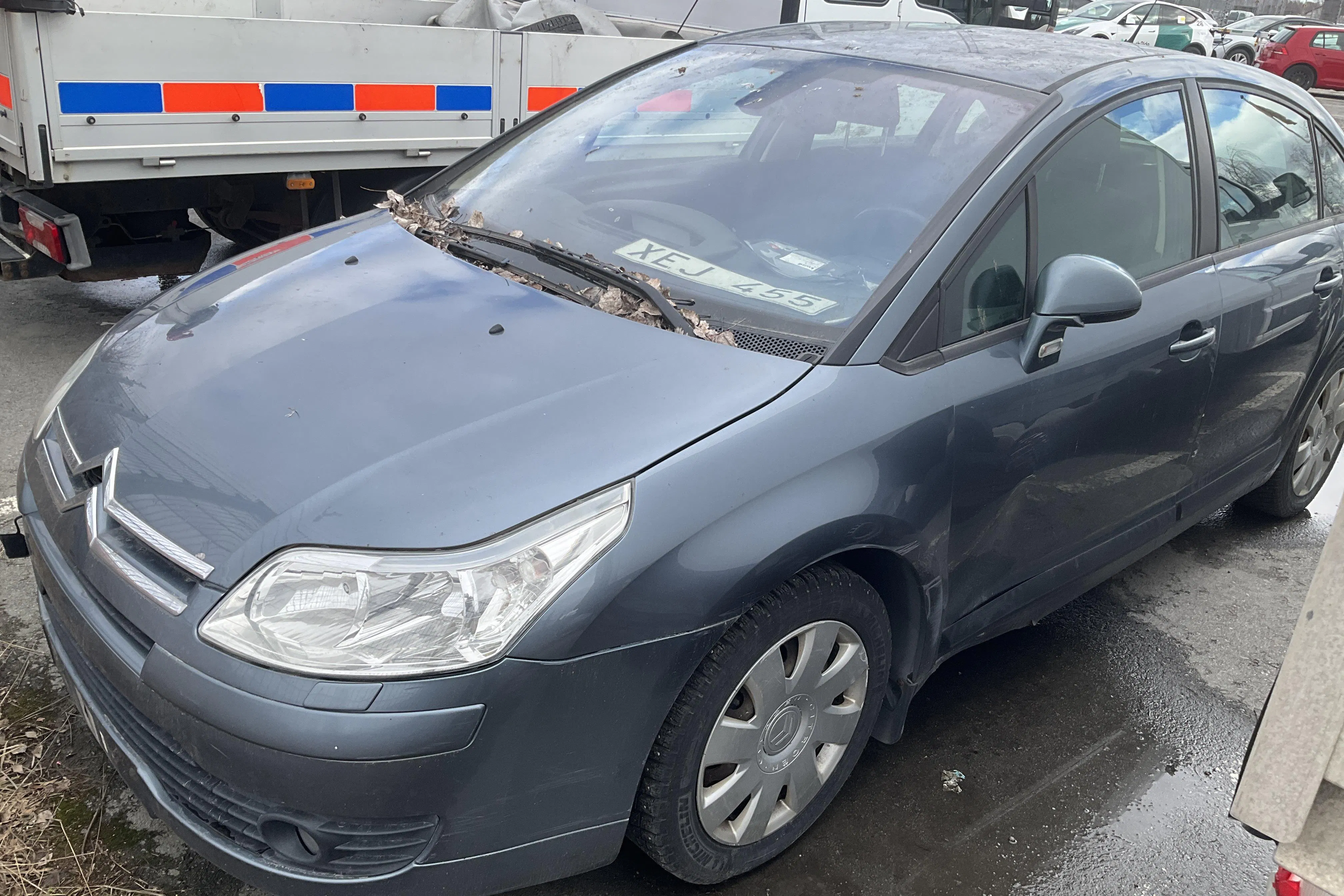 Presentationsfoto 1 av 9: Citroën C4 1.6 (110hk) - 22 098 mil - Manuell - grå - 2006