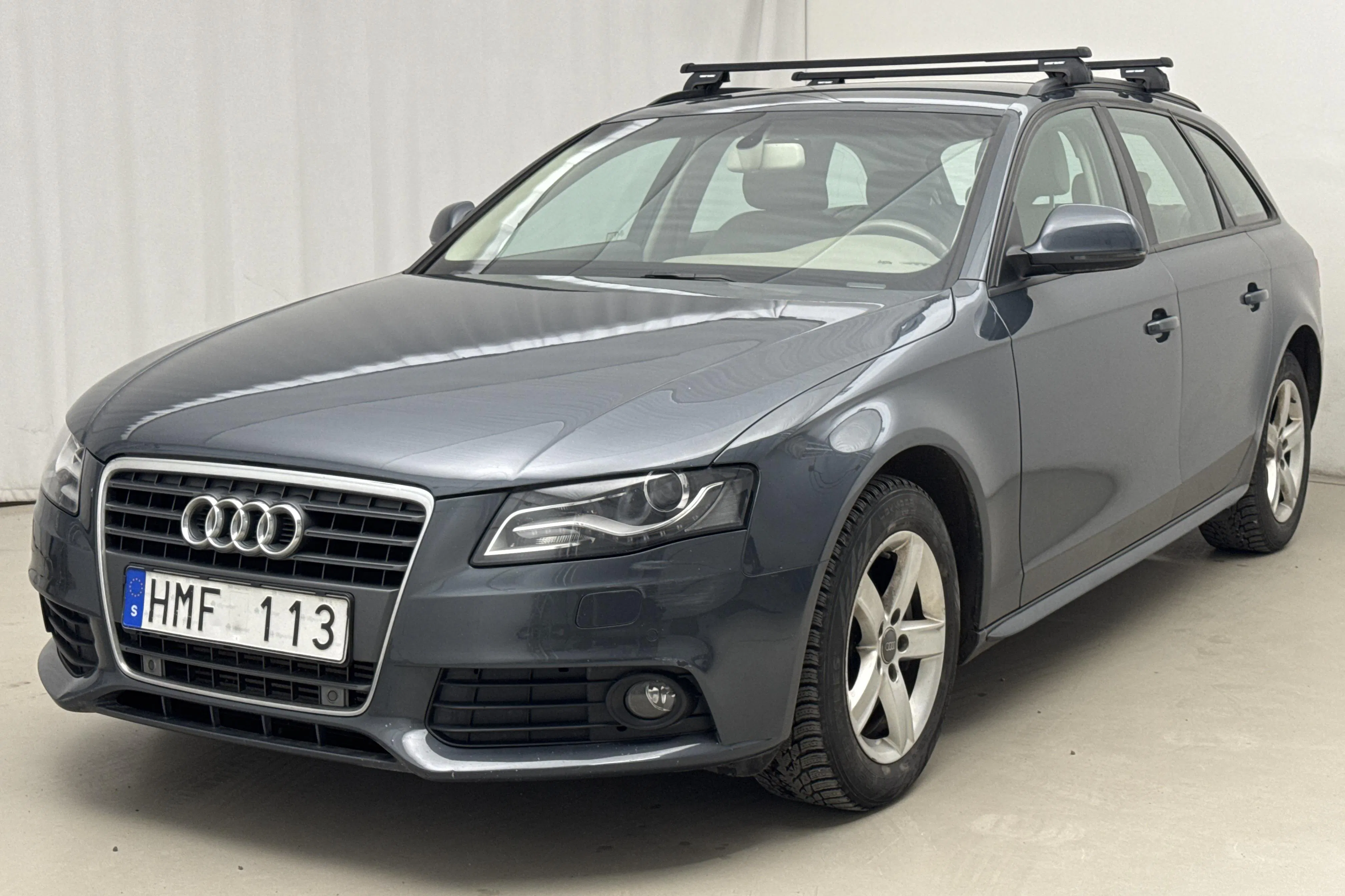 Presentationsfoto 1 av 17: Audi A4 2.7 TDI Avant (190hk) - 15 084 mil - Automat - grå - 2009