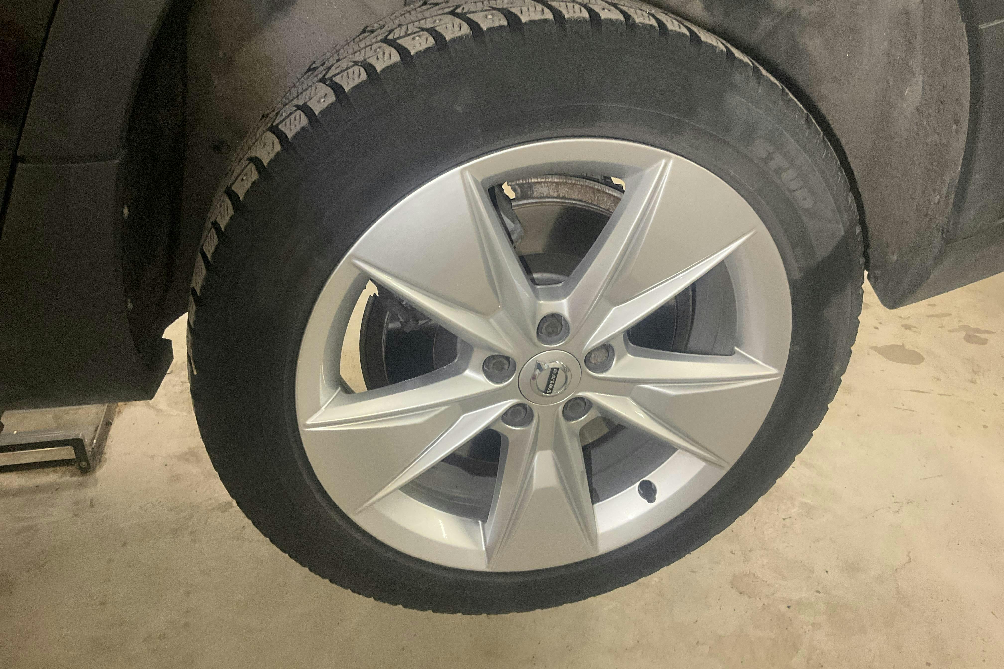 Presentationsfoto 16 av 16: Volvo V60 D4 Cross Country AWD (190hk) - 19 299 mil - Automat - svart - 2020