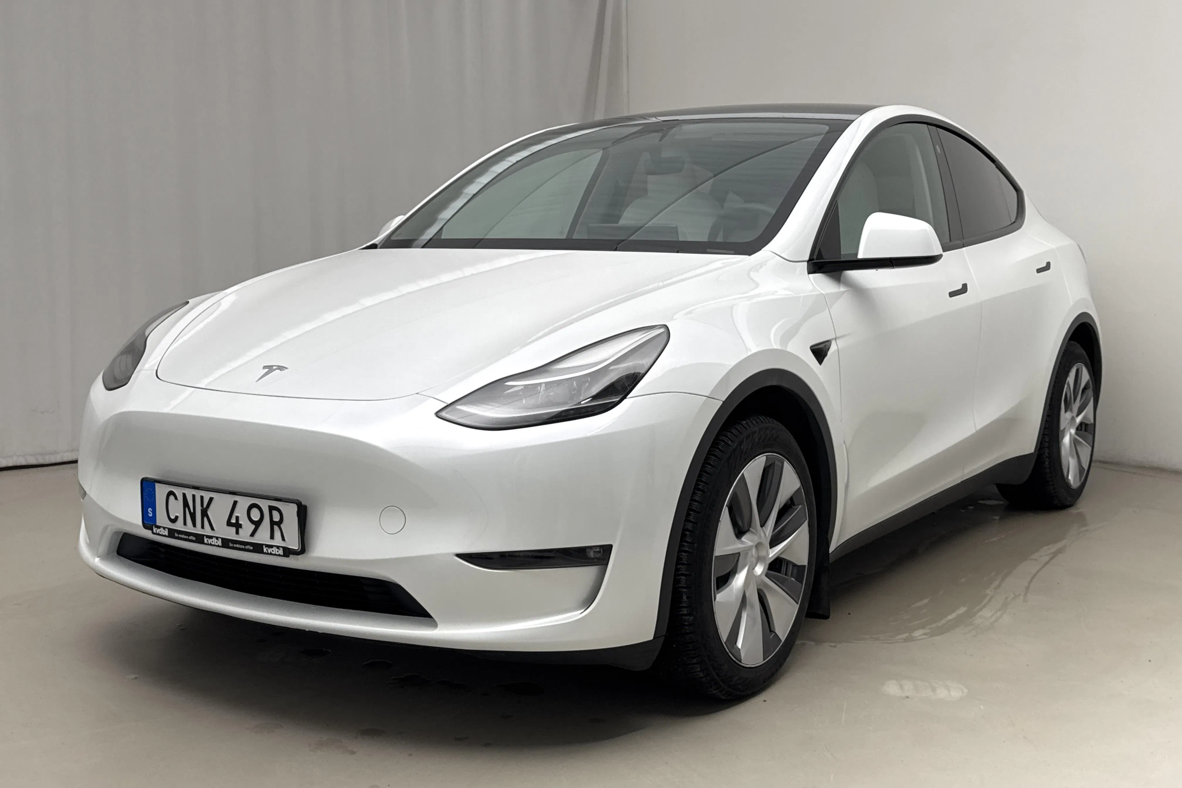 Tesla Model Y Long Range Dual Motor AWD