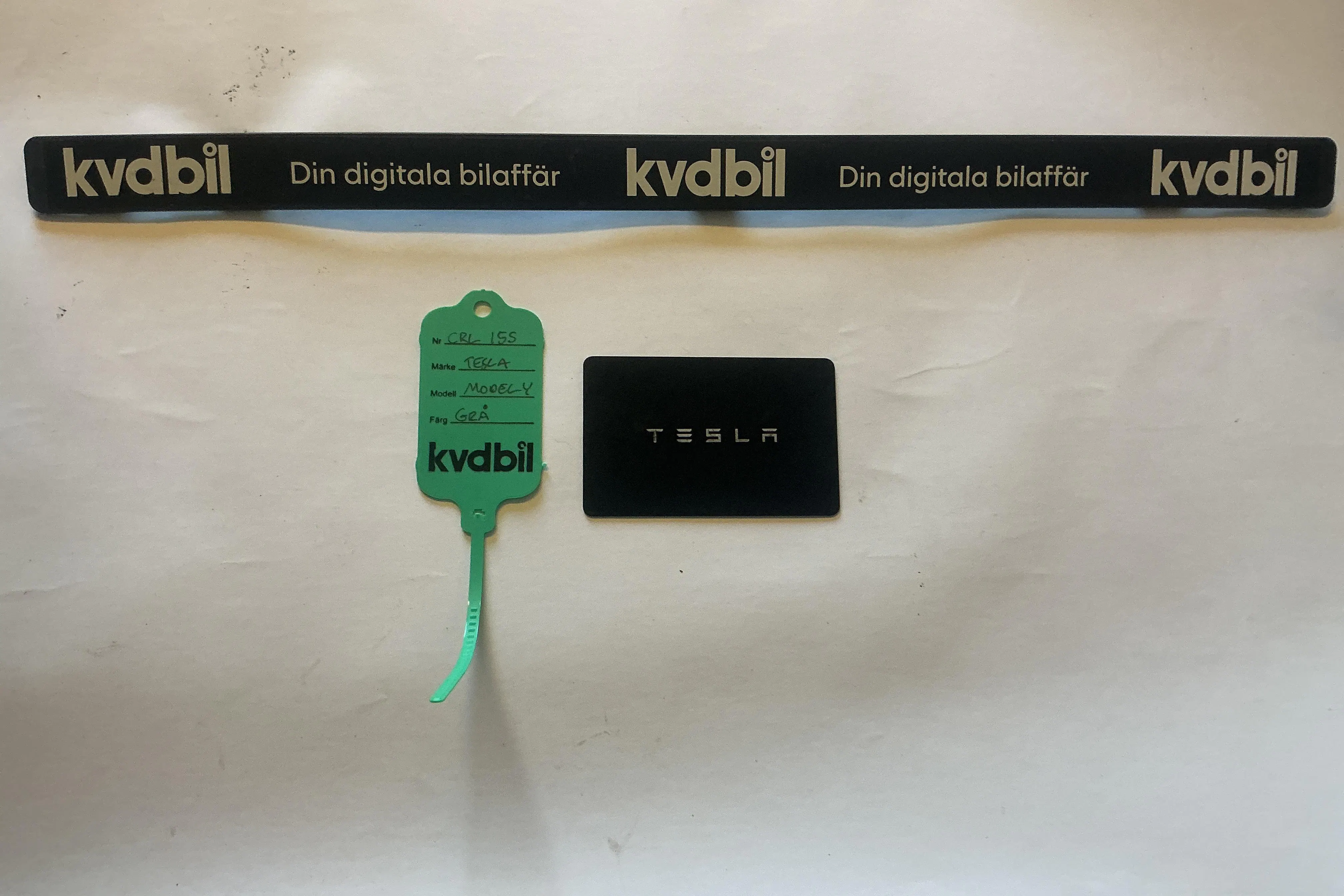 Presentation photo 21 of 21: Tesla Model Y Long Range Dual Motor AWD - 88 870 km - Automatic - gray - 2021