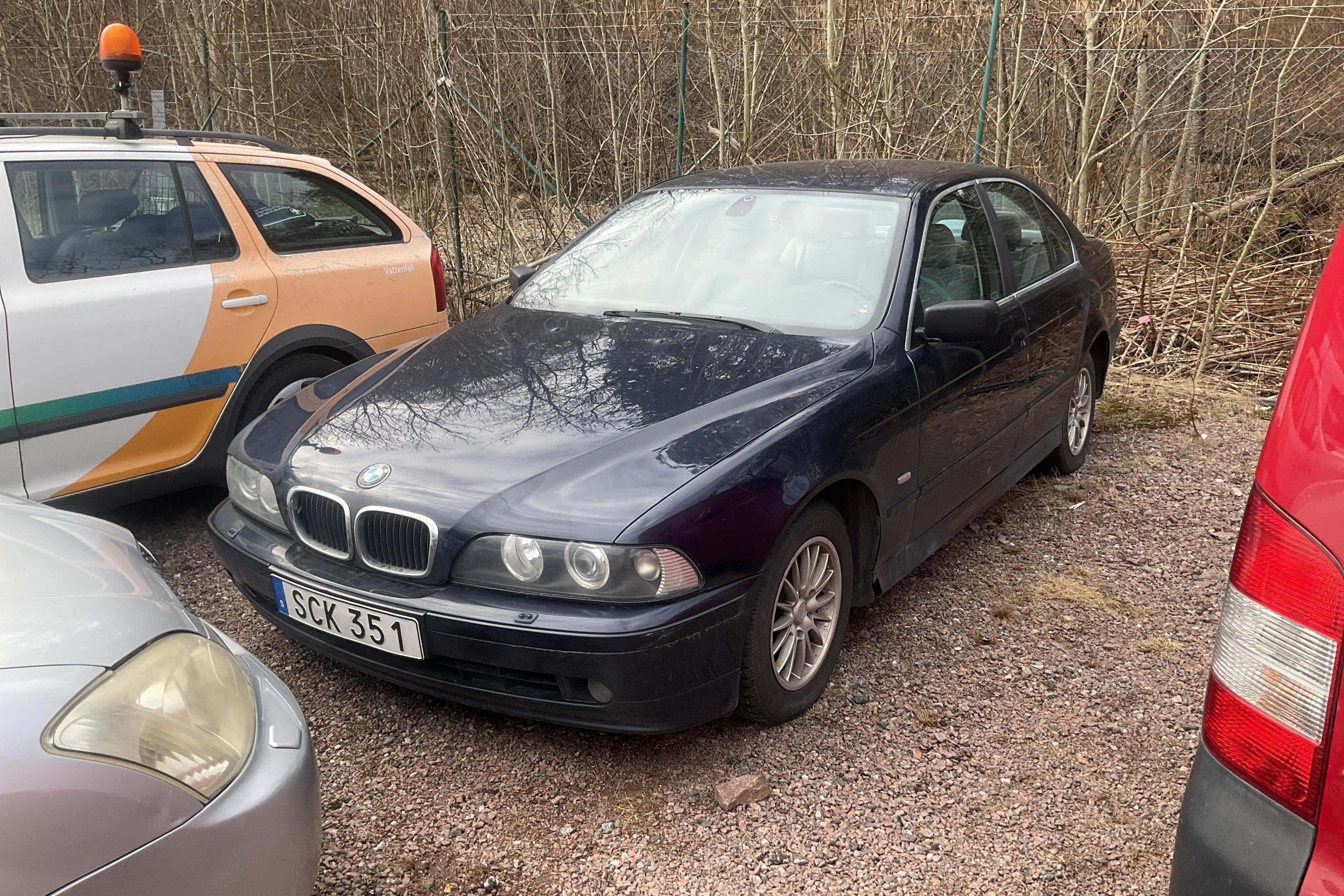Presentation photo 1 of 13: BMW 520i Sedan, E39 (170hk) - 297 470 km - Manual - blue - 2001