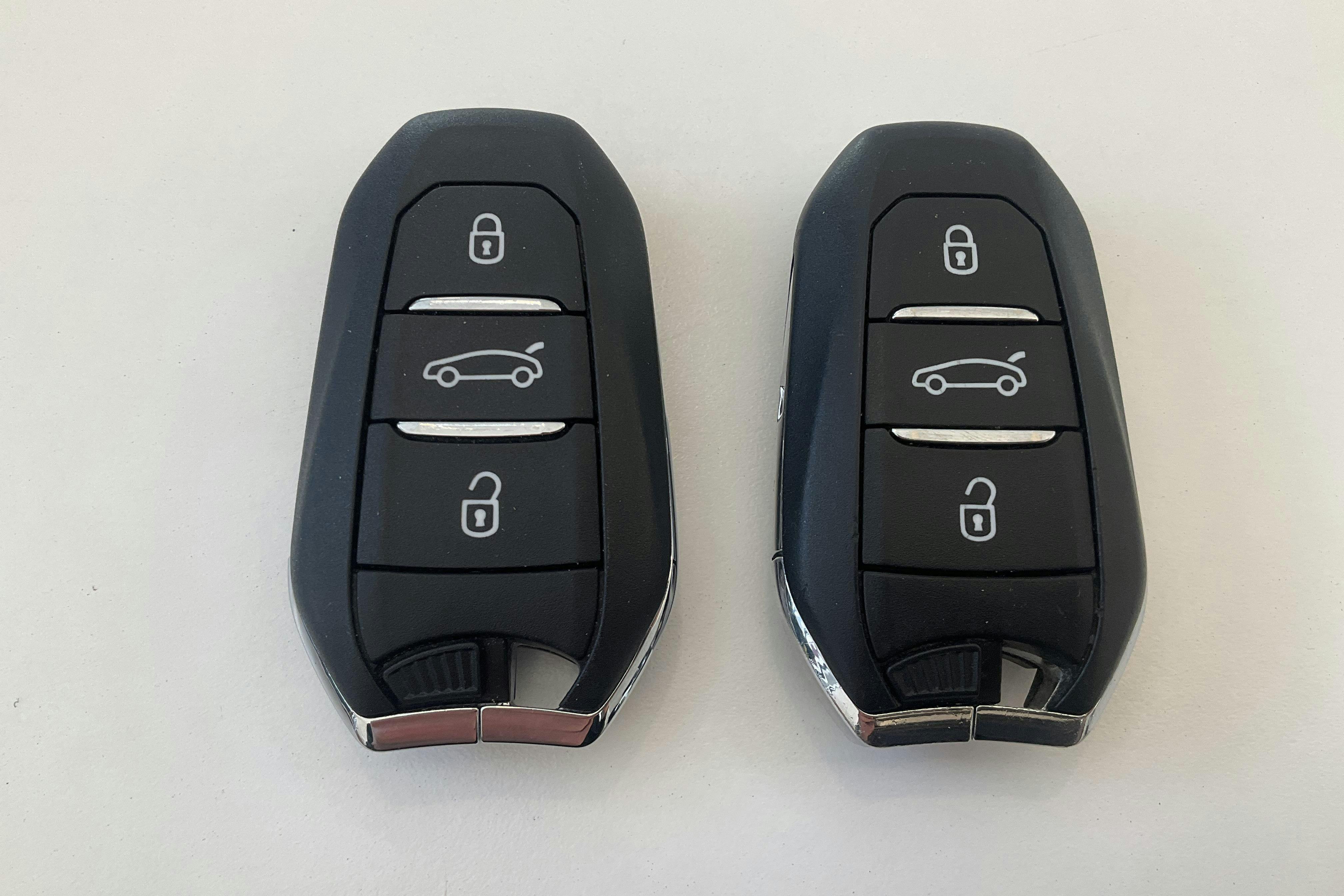 Presentationsfoto 23 av 23: Peugeot 308 1.6 PHEV (225hk) - 10 617 mil - Automat - grå - 2023