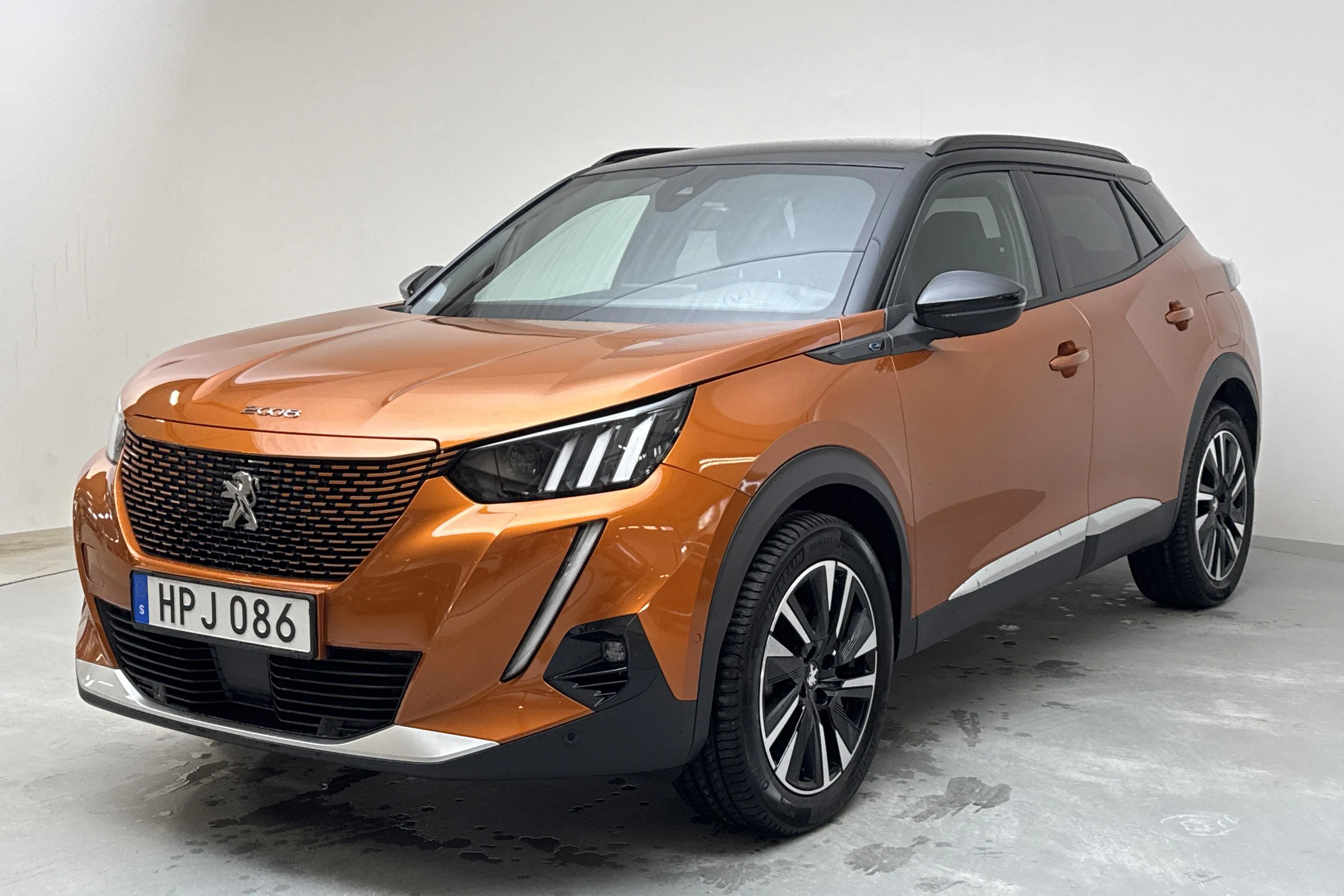 Peugeot e-2008 50kWh (136hk)