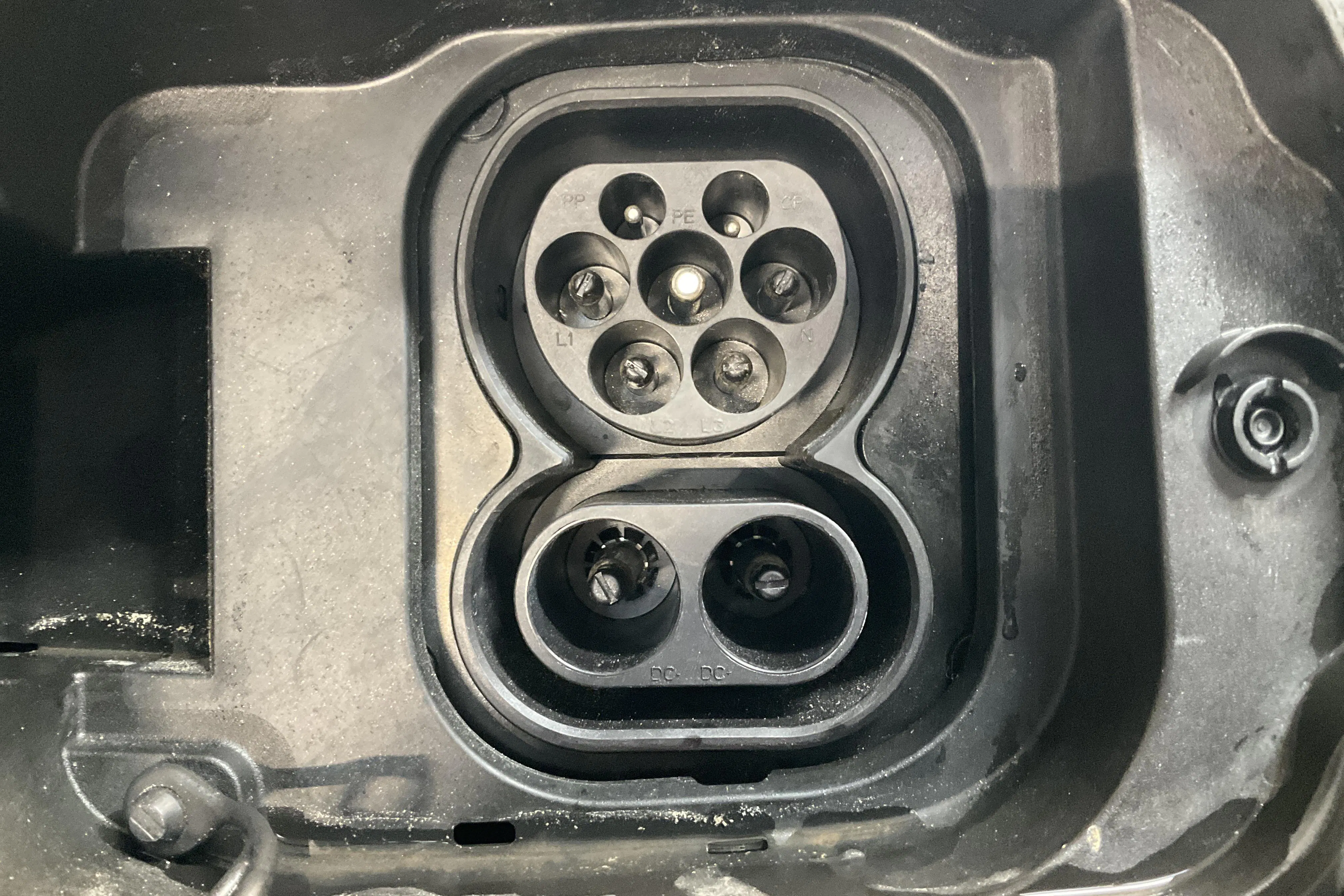 Presentationsfoto 15 av 15: ORA 300 48kWh (170hk) - 5 921 mil - Automat - svart - 2023