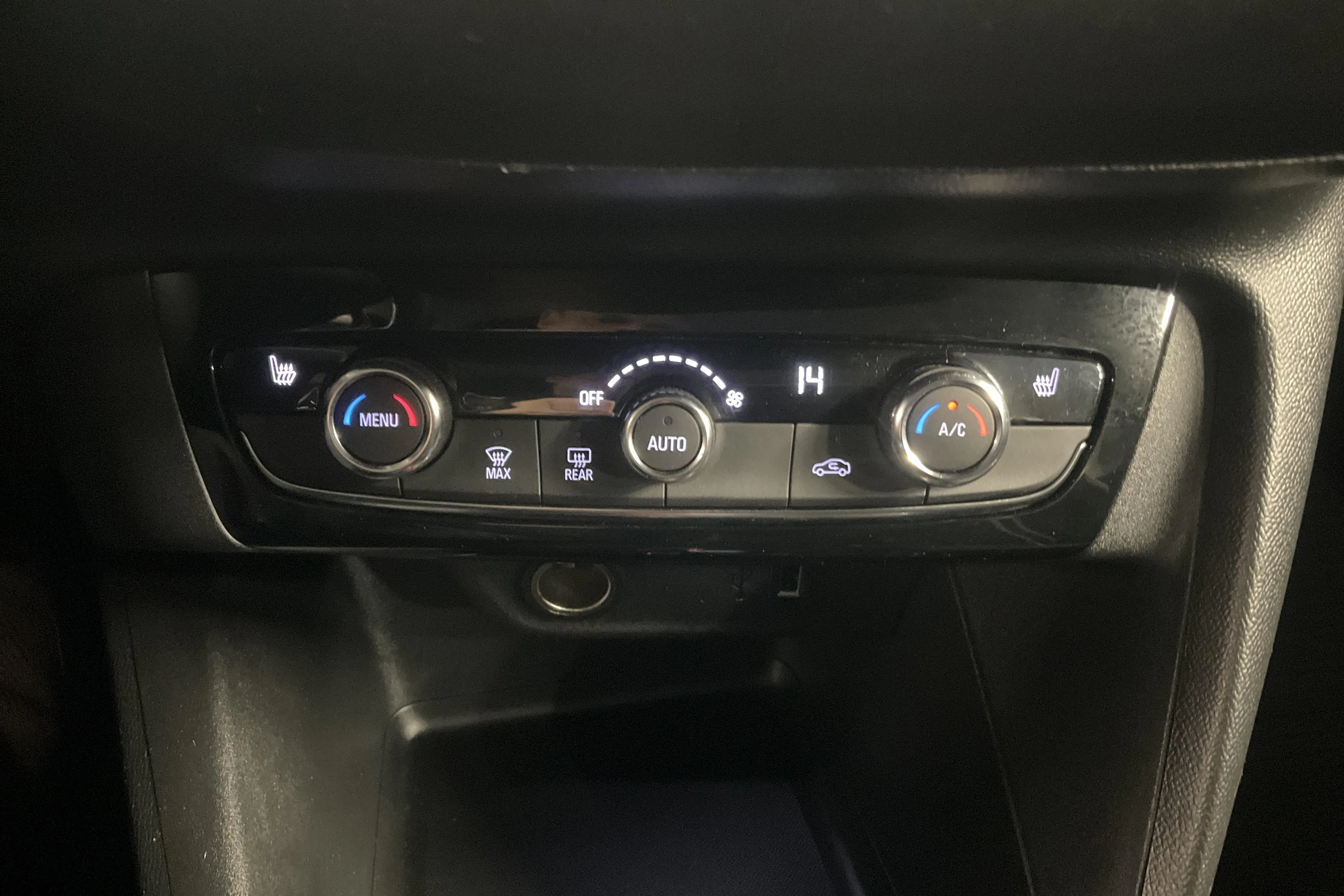 Presentationsfoto 19 av 19: Opel Corsa-e 50kWh 5dr (136hk) - 4 124 mil - Automat - svart - 2022