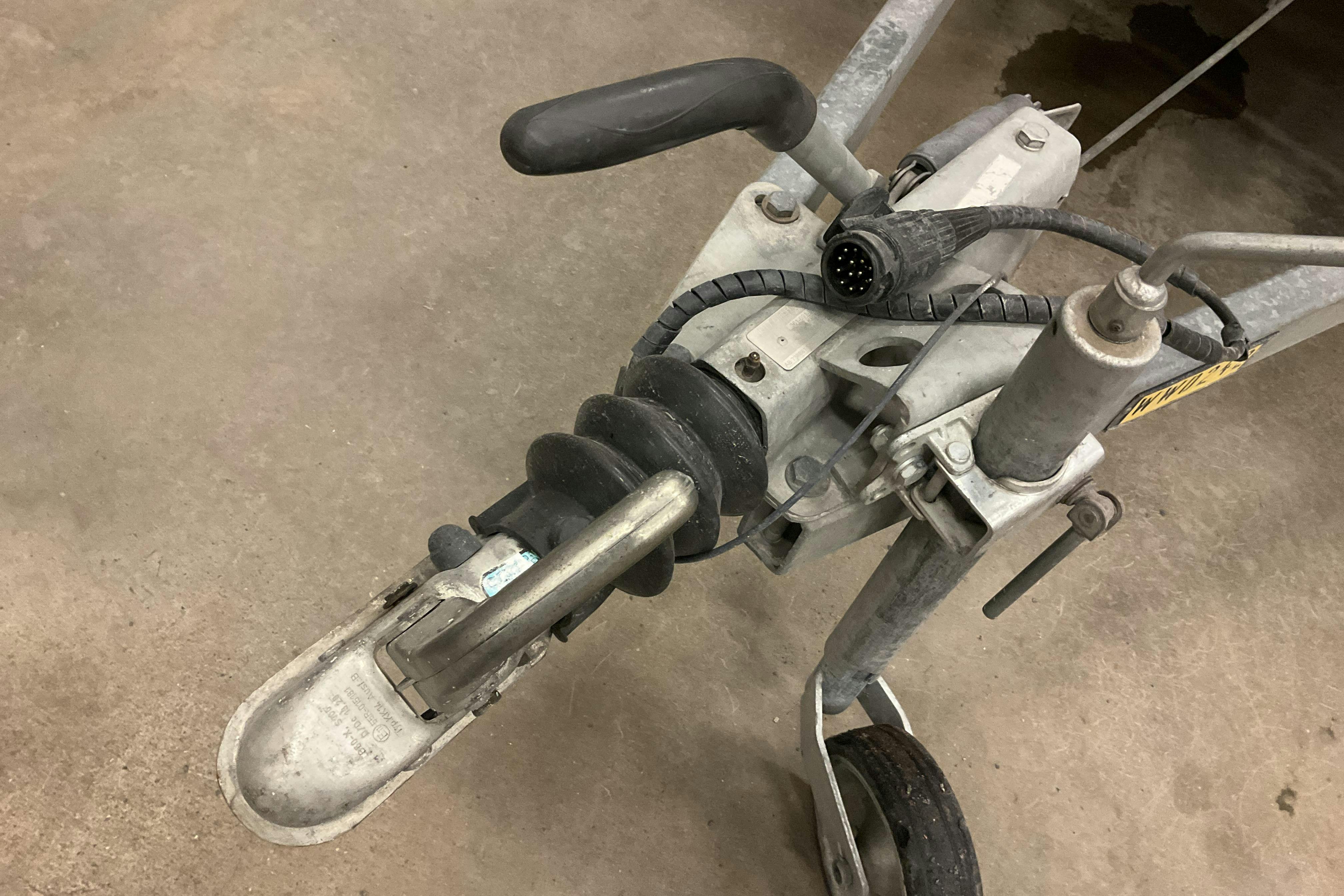 Presentation photo 12 of 12: TRANE SLÄPET ZS1250 Kåpsläpvagn med tippfunktionSläpvagn - 0 km - gray - 2005