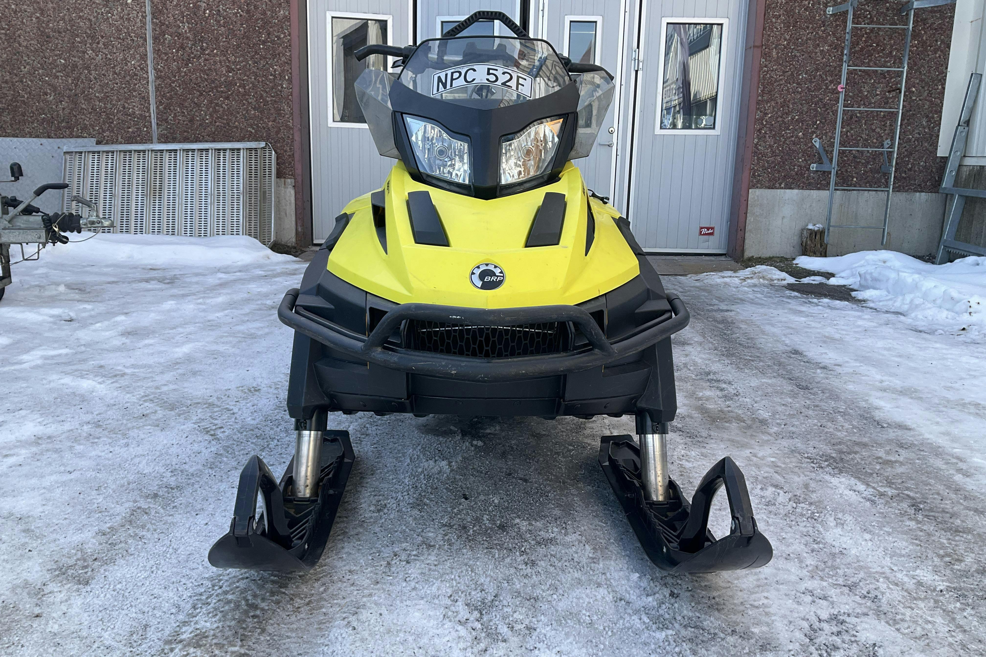 Presentation photo 2 of 15: ski-doo TUNDRA LT 600 ACE Snöskoter - 890 km - Automatic - 2020