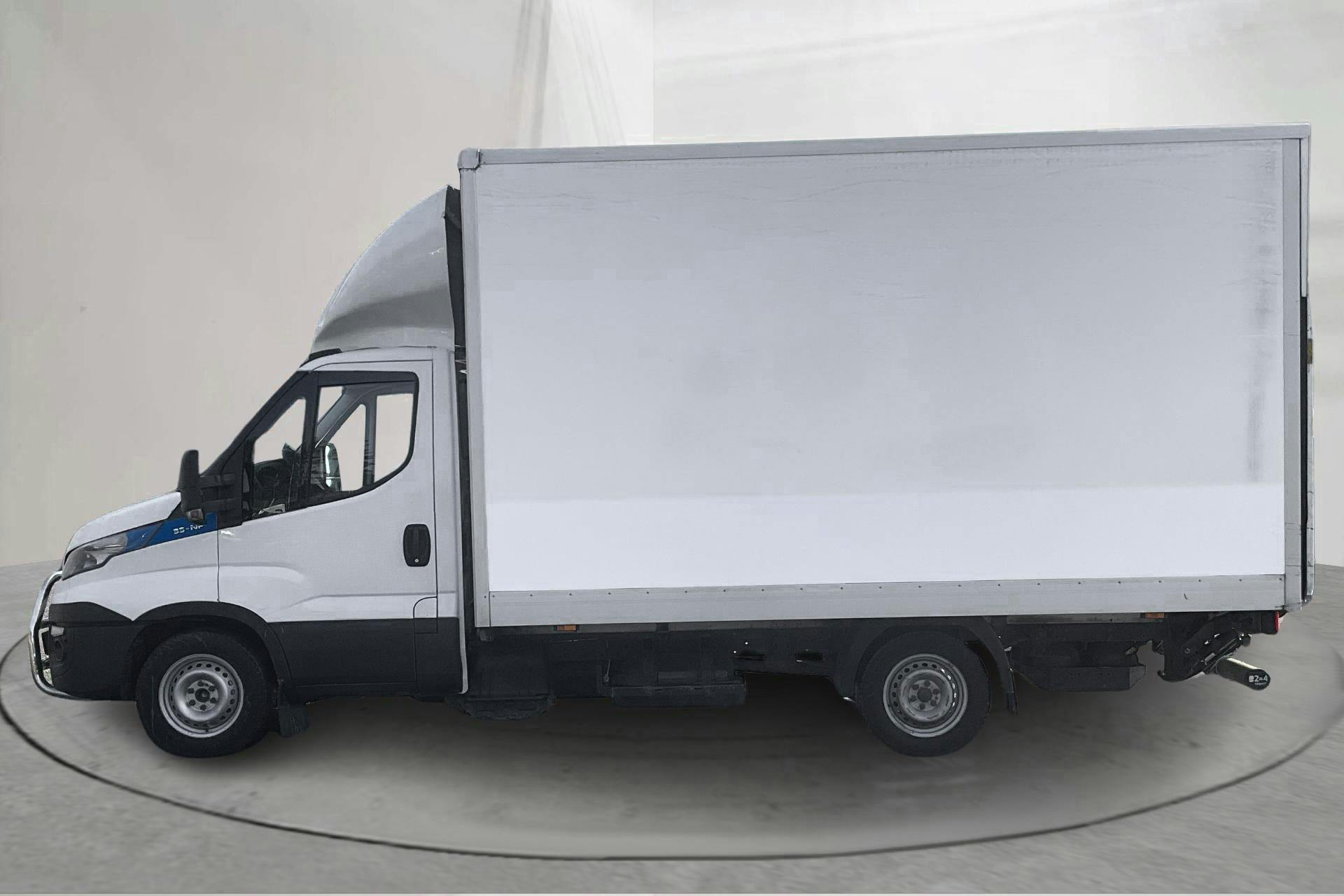 Präsentationsfoto 2 von 13: Iveco Daily 35 3.0 CNG (136hk) - 368 250 Kilometer - Verkaufsautomat - Weiß - 2019