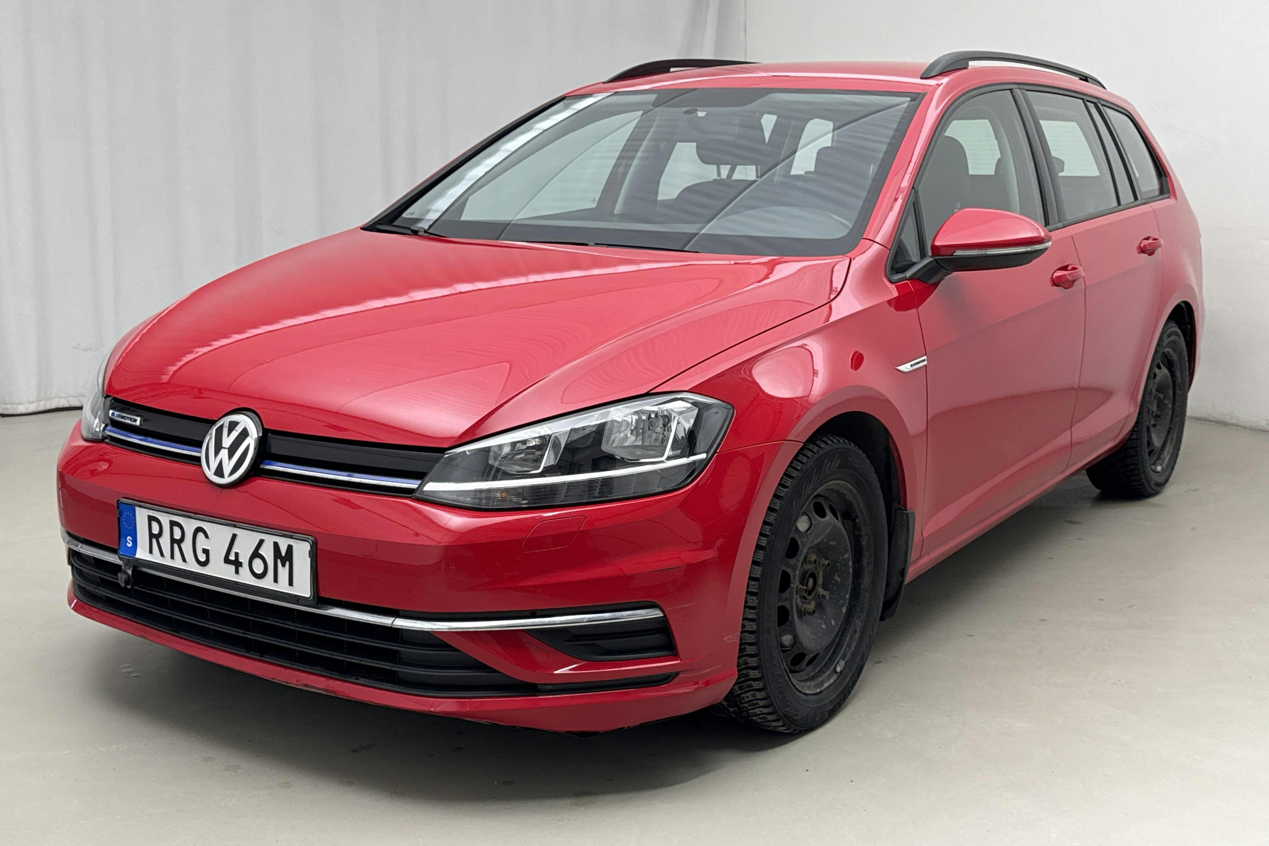 Presentation photo 1 of 15: VW Golf VII 1.5 TGI Sportscombi (130hk) - 142 620 km - Automatic - red - 2020