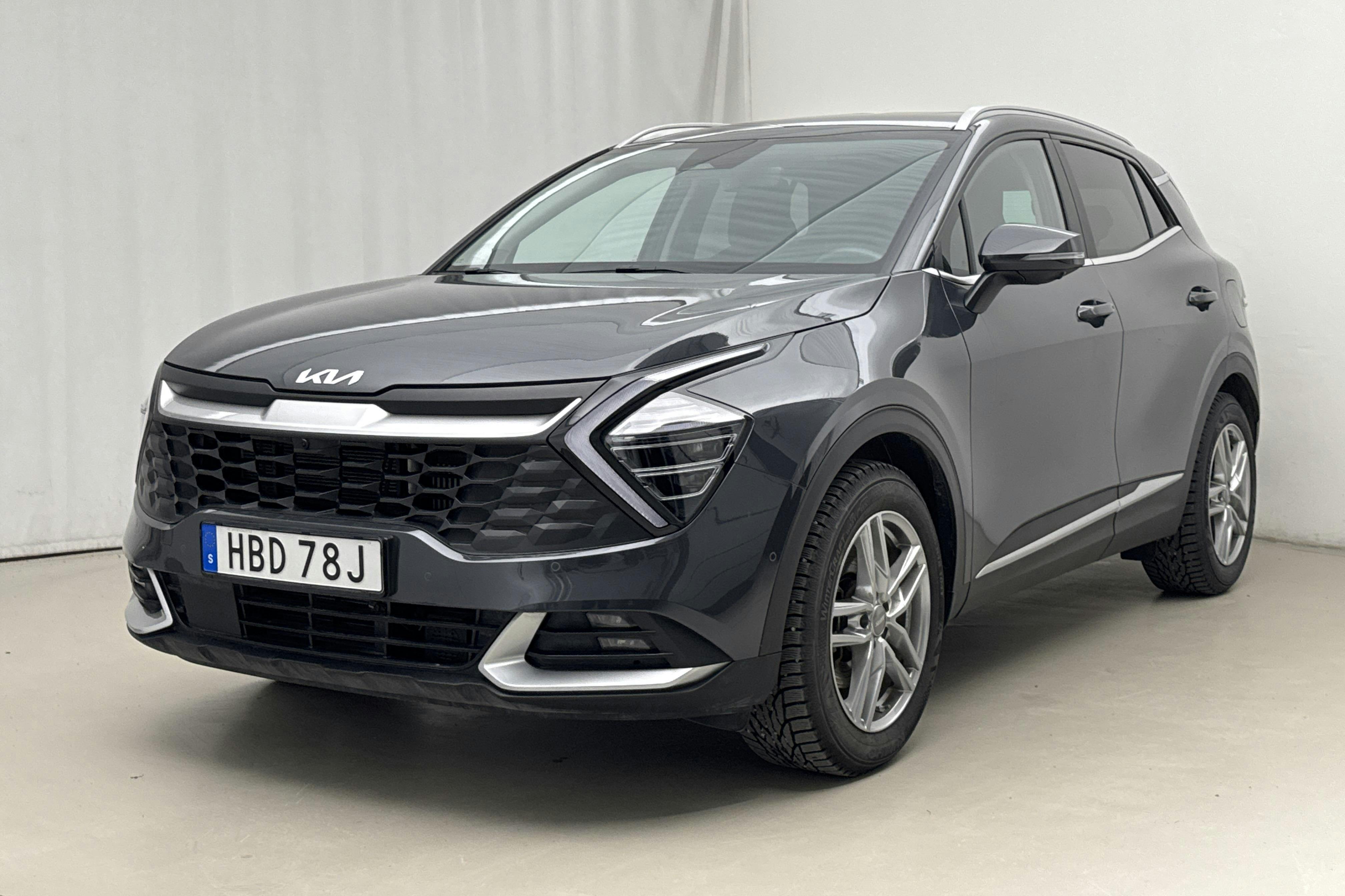 Presentation photo 1 of 23: KIA Sportage PHEV AWD (265hk) - 17 120 km - Automatic - gray - 2022