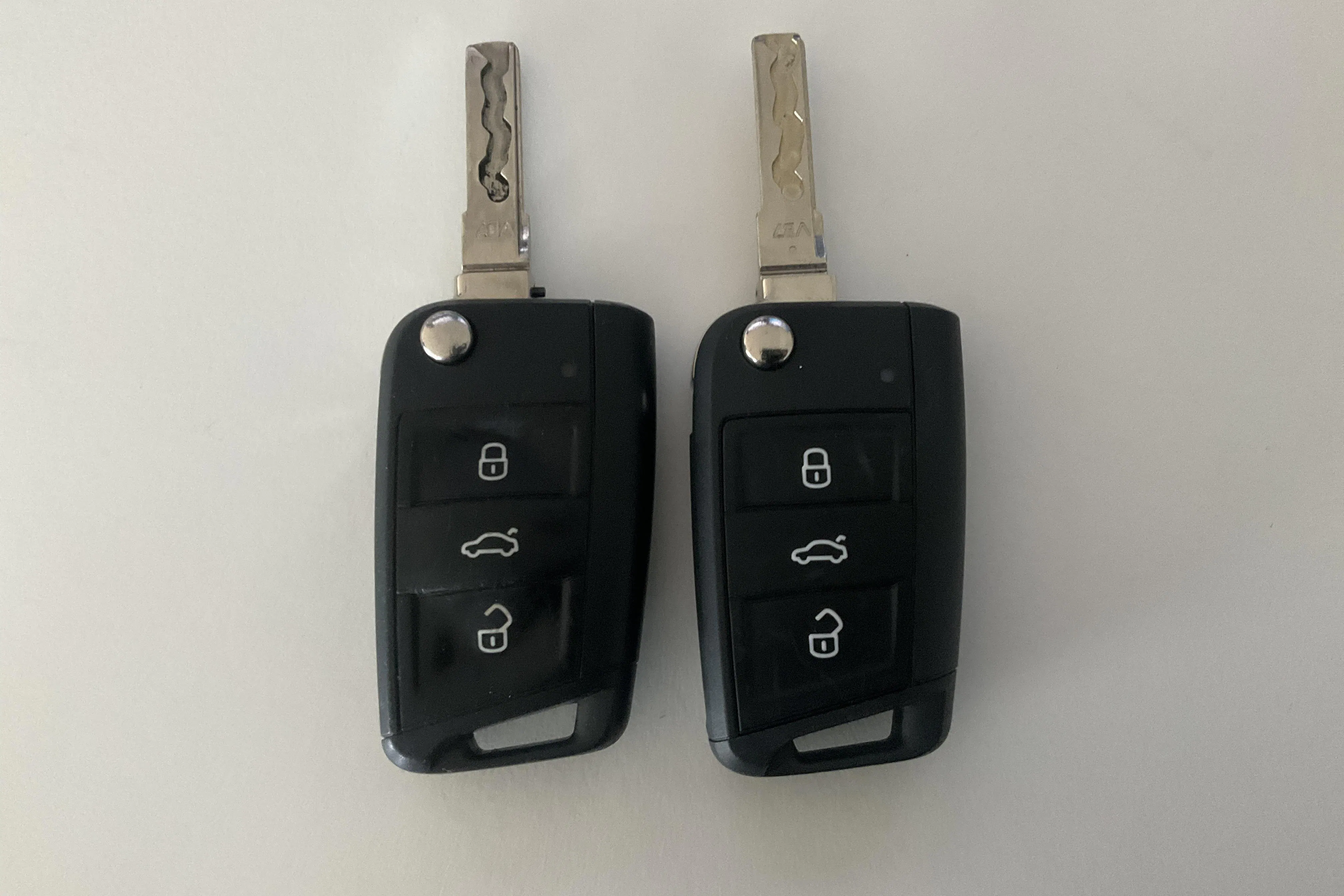 Presentation photo 16 of 16: VW Golf VII 1.5 TGI Sportscombi (130hk) - 147 850 km - Automatic - white - 2020