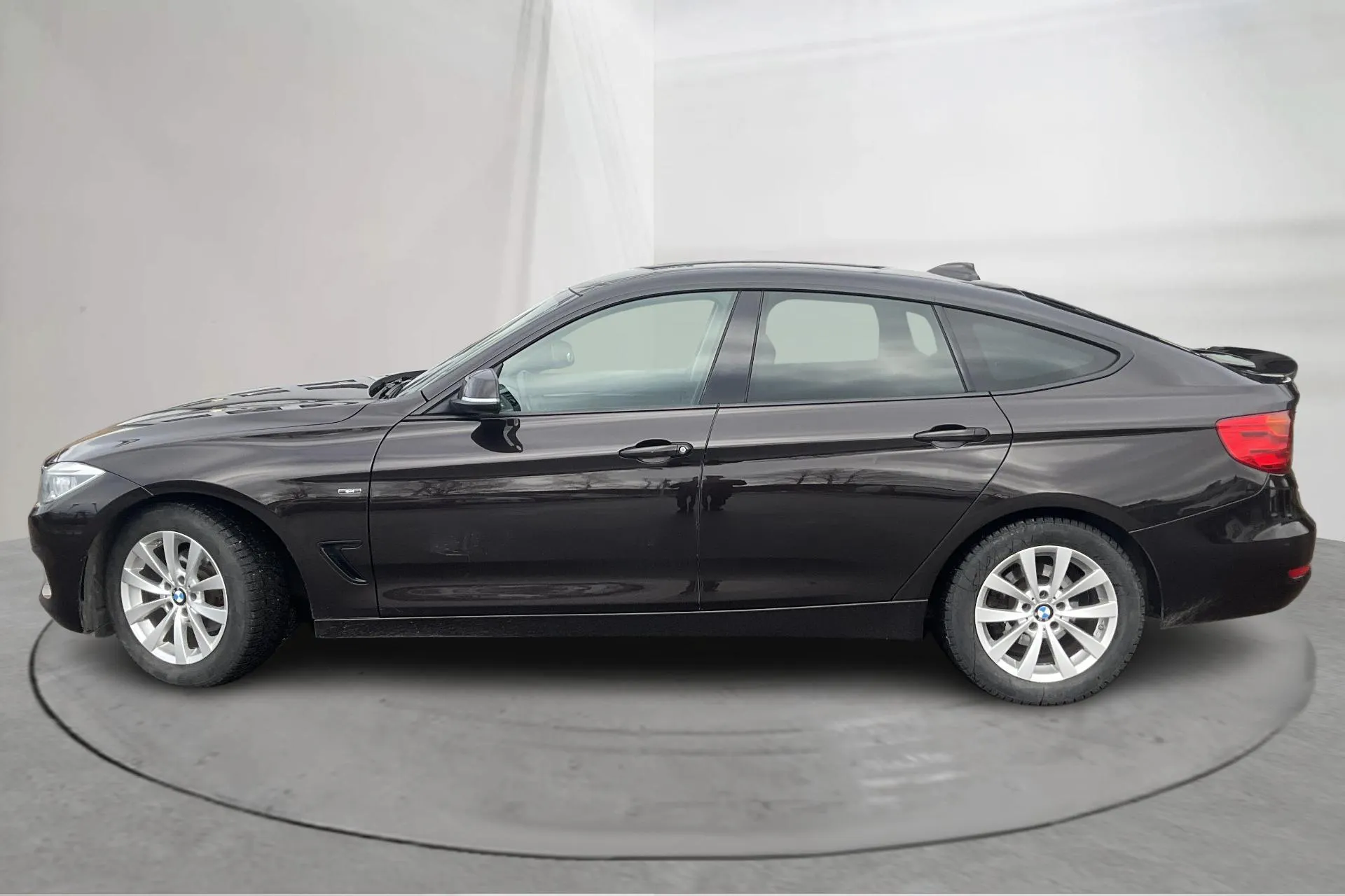 Presentation photo 2 of 12: BMW 320d GT xDrive, F34 (184hk) - 189 700 km - Automatic - brown - 2014