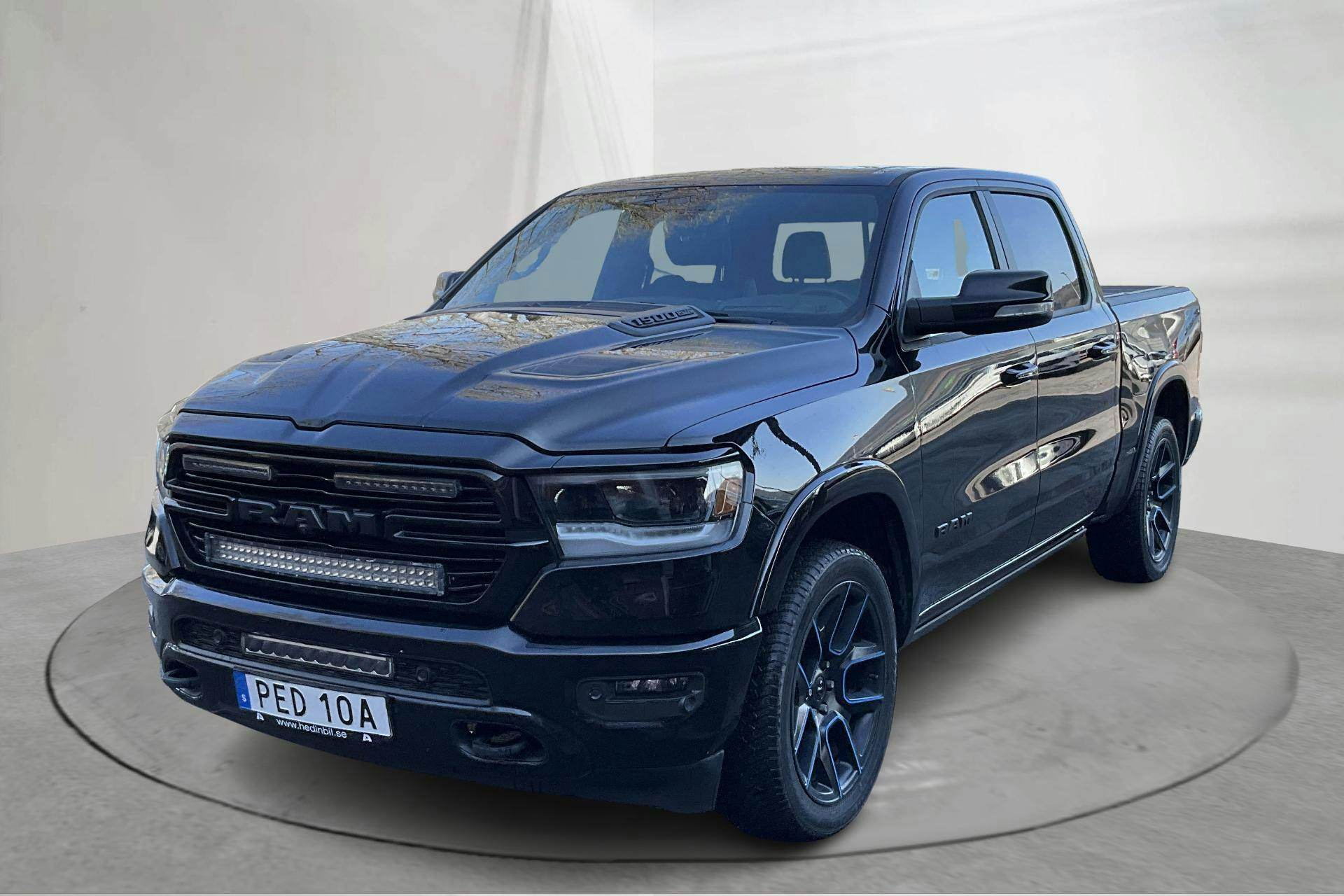 Presentationsfoto 1 av 15: Dodge RAM 1500 5.7 (395hk) - 15 773 mil - Automat - svart - 2021