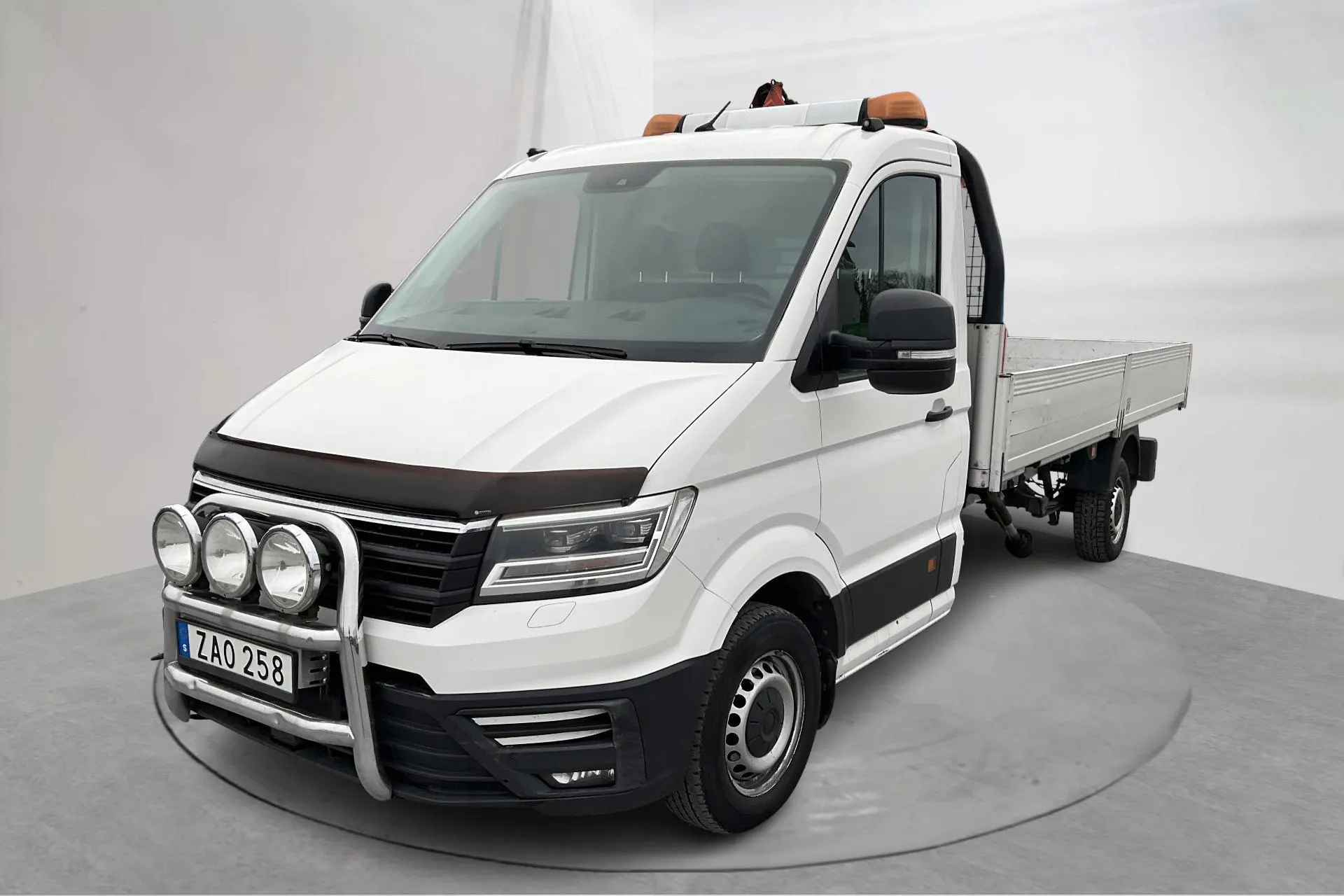 Presentationsfoto 1 av 20: VW Crafter 35 2.0 TDI Chassi (177hk) - 33 847 mil - Automat - vit - 2018