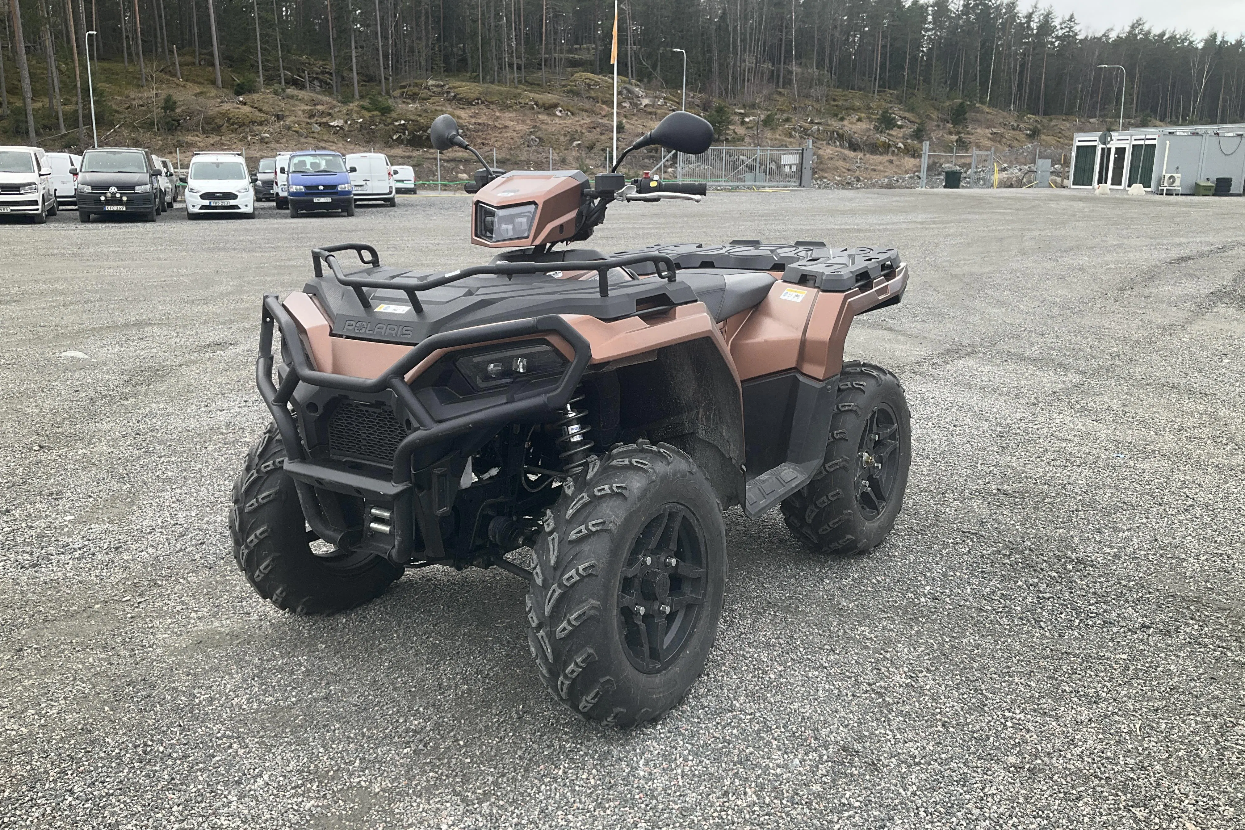 Presentationsfoto 1 av 21: POLARIS SPORTSMAN 570 EPS ATV - 39 mil - Automat - orange - 2024
